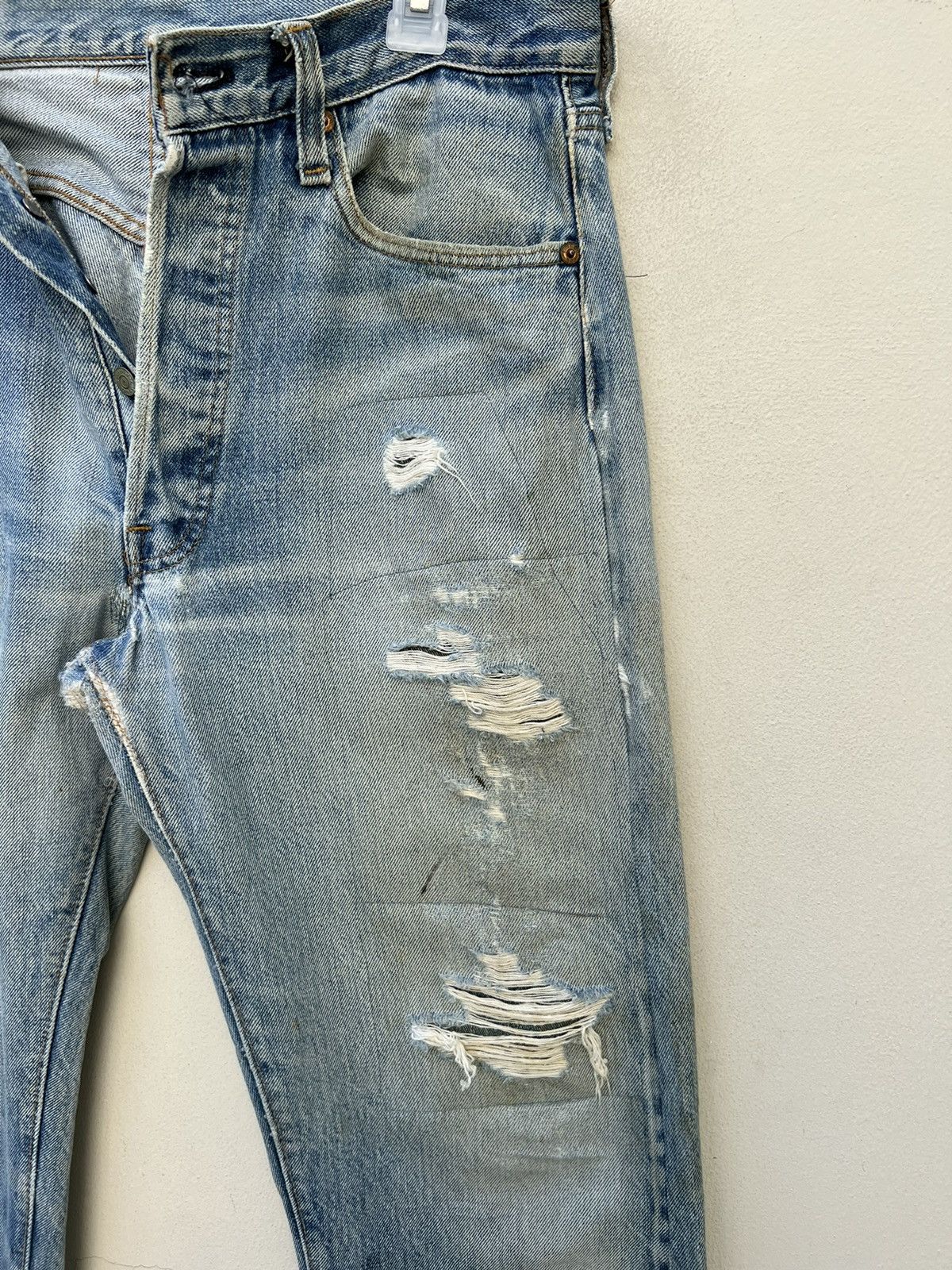 Levi's VTG 70s Levi’s 501 Redline #6 Selvedge Denim Trashed Jeans Size US 33 - 11 Thumbnail