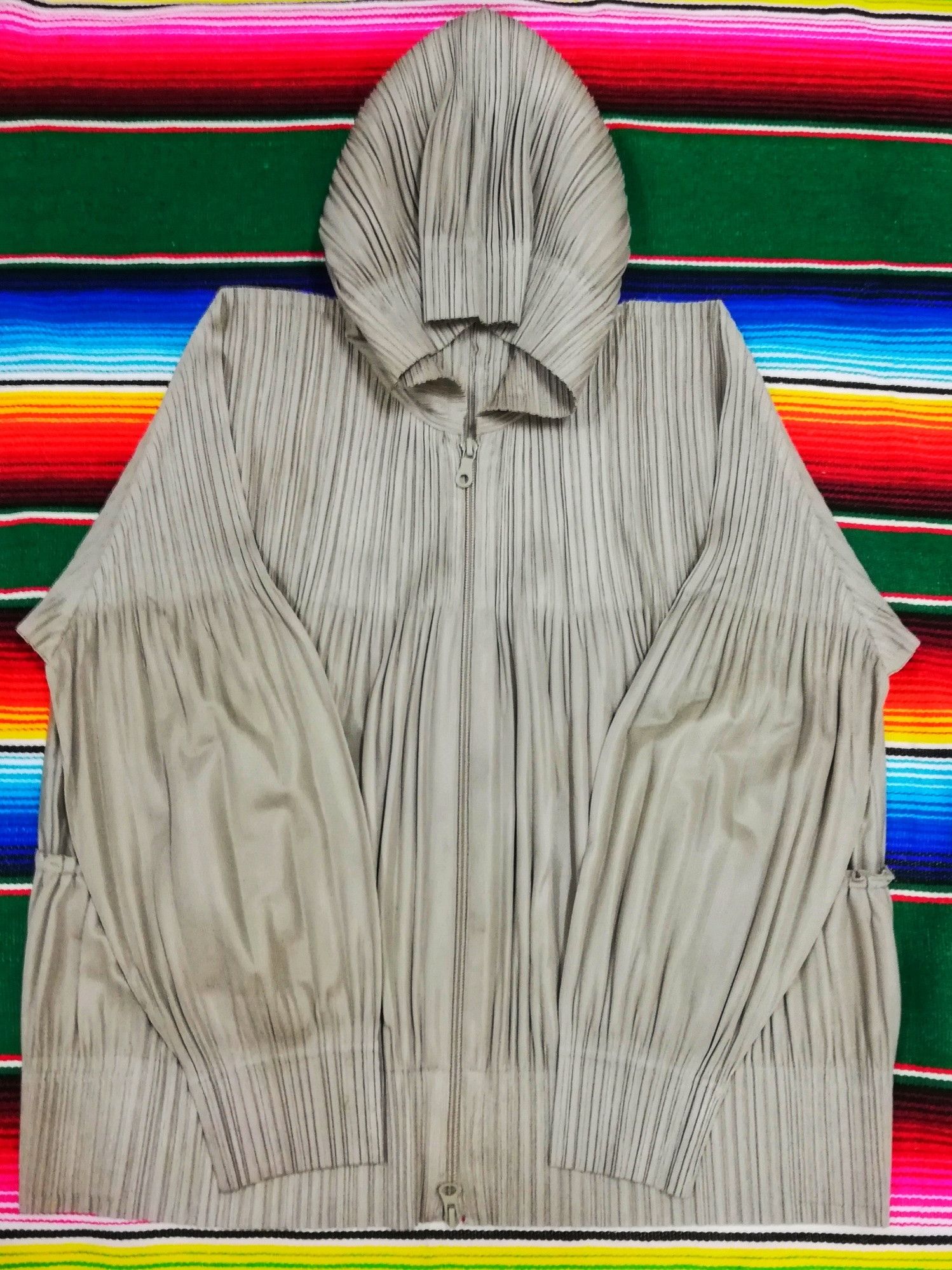 Issey Miyake 🔥GRAIL Iconic Pleats Please By Issey Miyake Pleated Hoodie Size US M / EU 48-50 / 2 - 3 Thumbnail