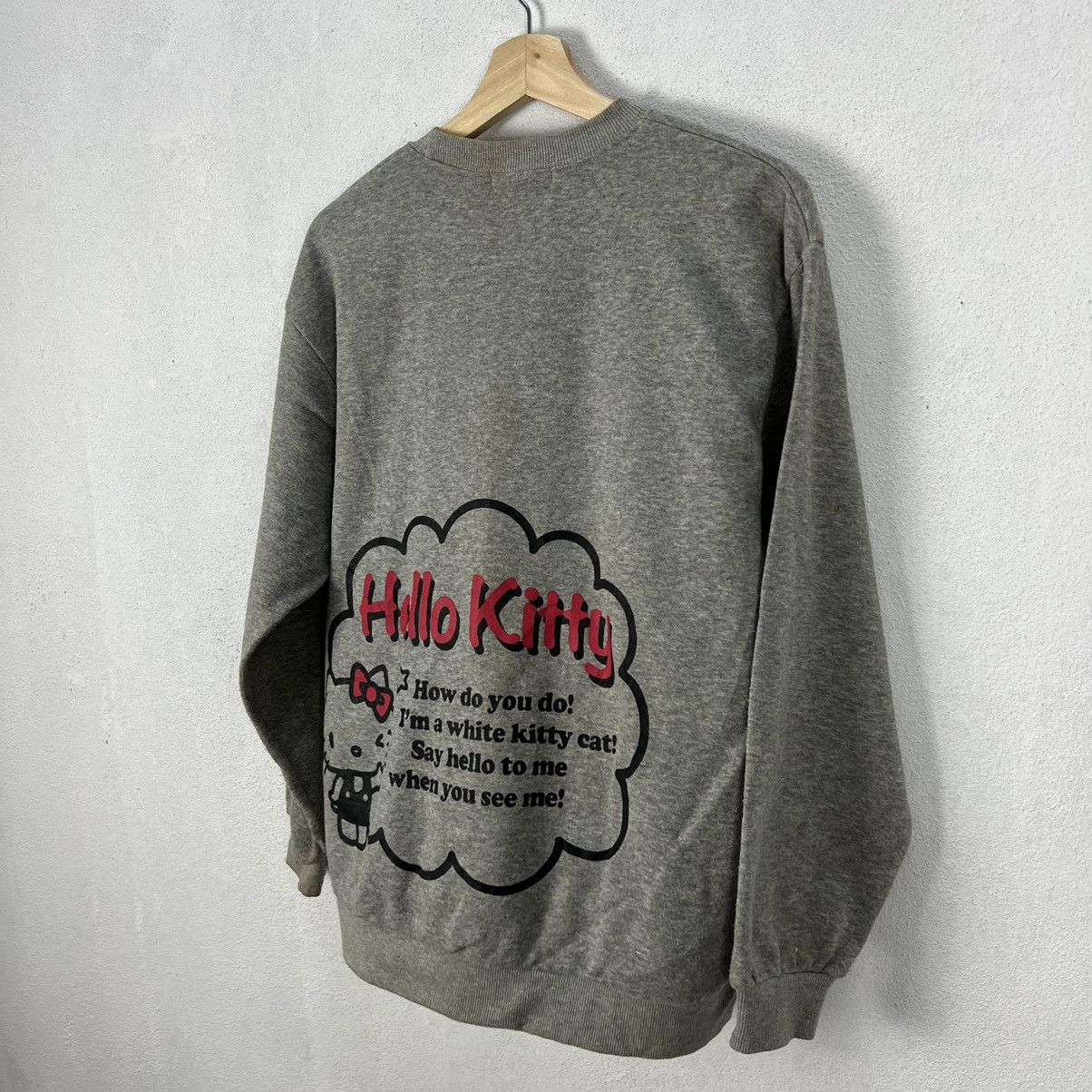 Cartoon Network VINTAGE HELLO KITTY SWEATSHIRT BIG LOGO Size US M / EU 48-50 / 2 - 7 Thumbnail