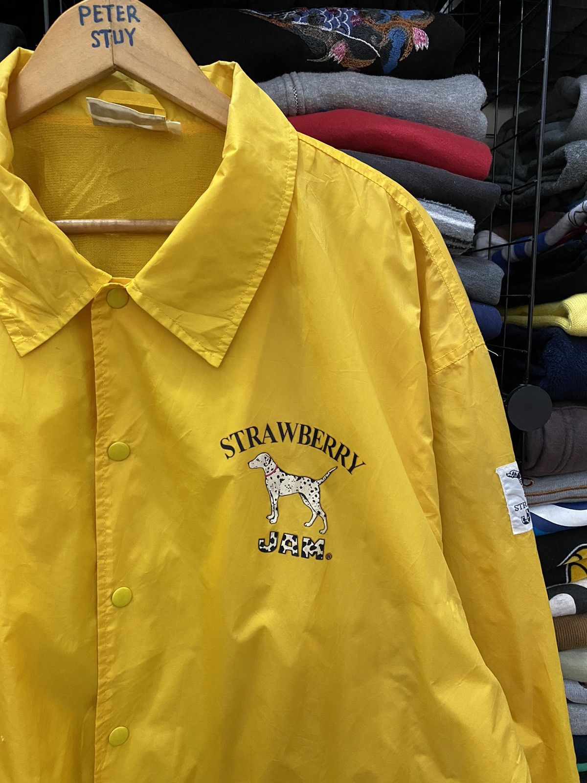 Vintage Vintage strawberry jam nylon jacket Size US L / EU 52-54 / 3 - 3 Thumbnail