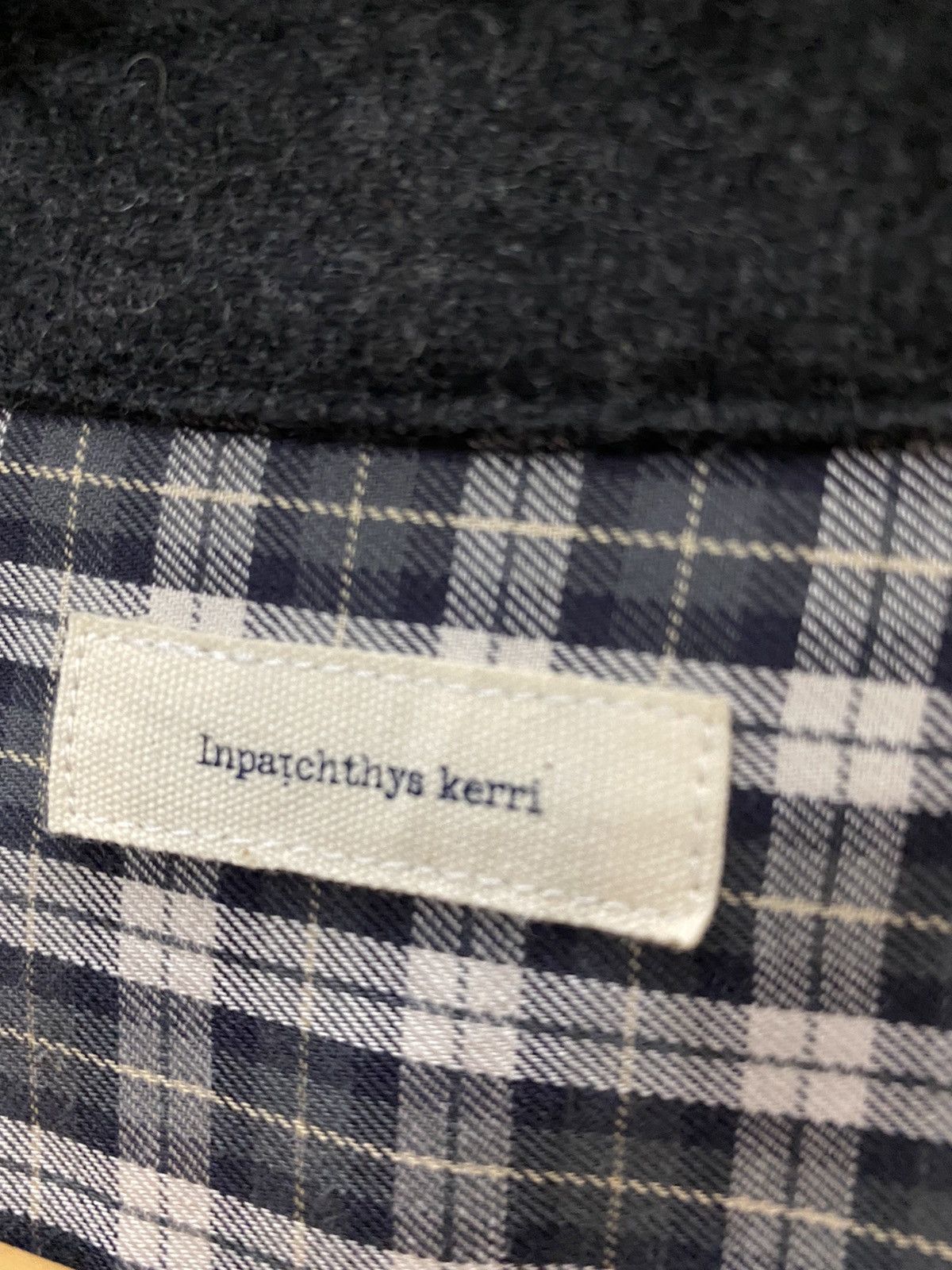 Other Inpatchthys kerri Button wool shirt Size US S / EU 44-46 / 1 - 6 Thumbnail