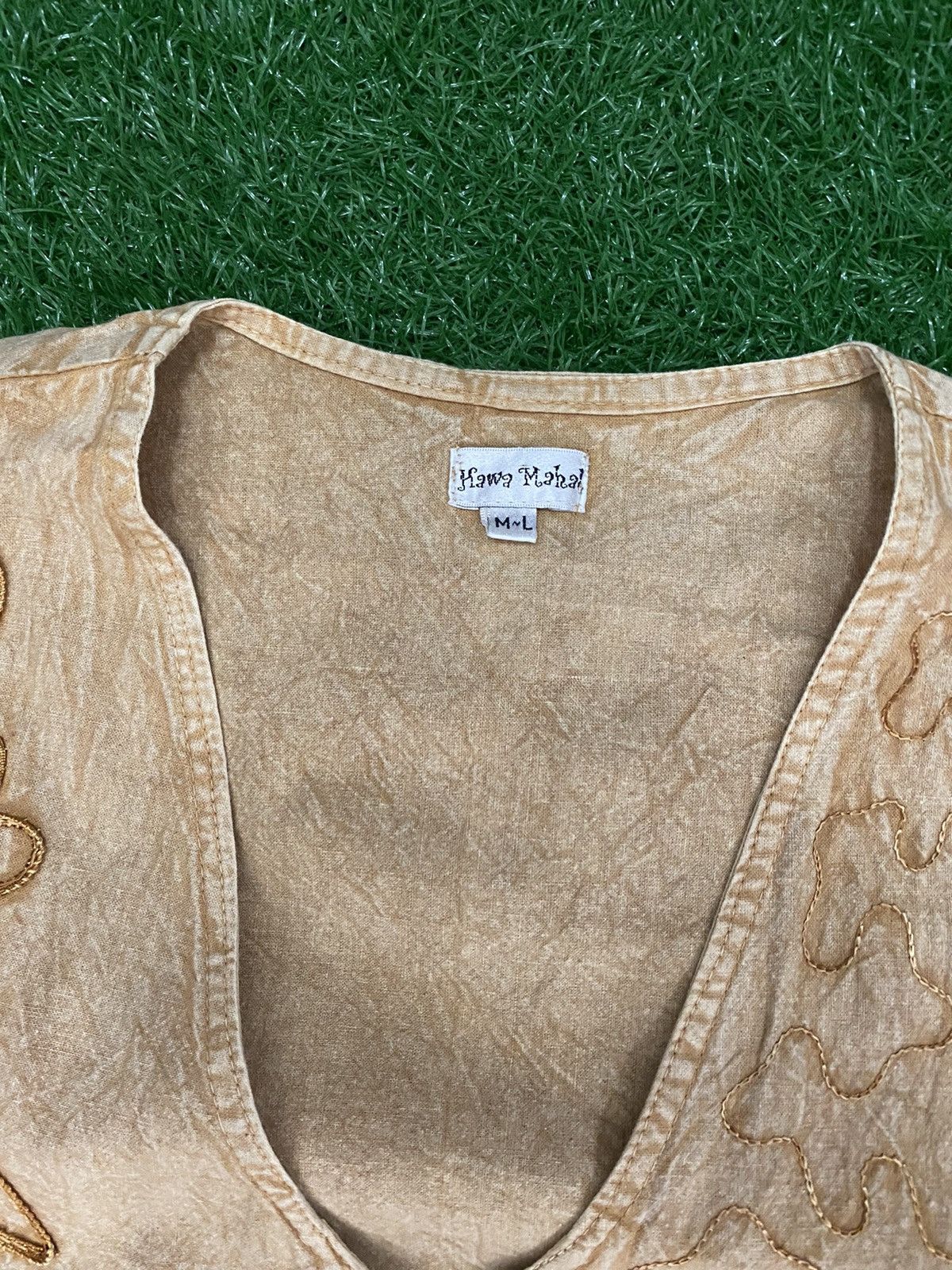 Other Hawa Mahal Vest Nice Design Size US M / EU 48-50 / 2 - 6 Thumbnail