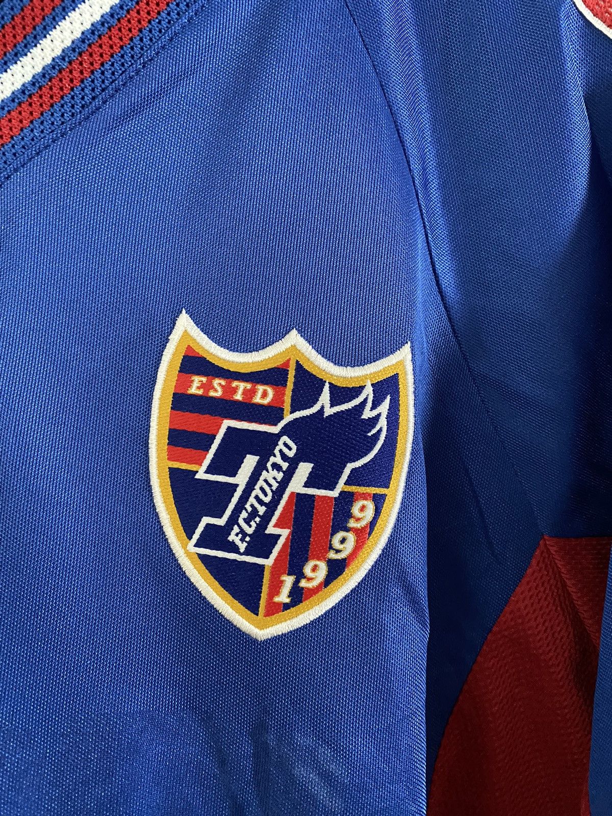 Adidas × Vintage Vintage 2001 FC Tokyo Soccer Jersey Japan Size US L / EU 52-54 / 3 - 14 Thumbnail