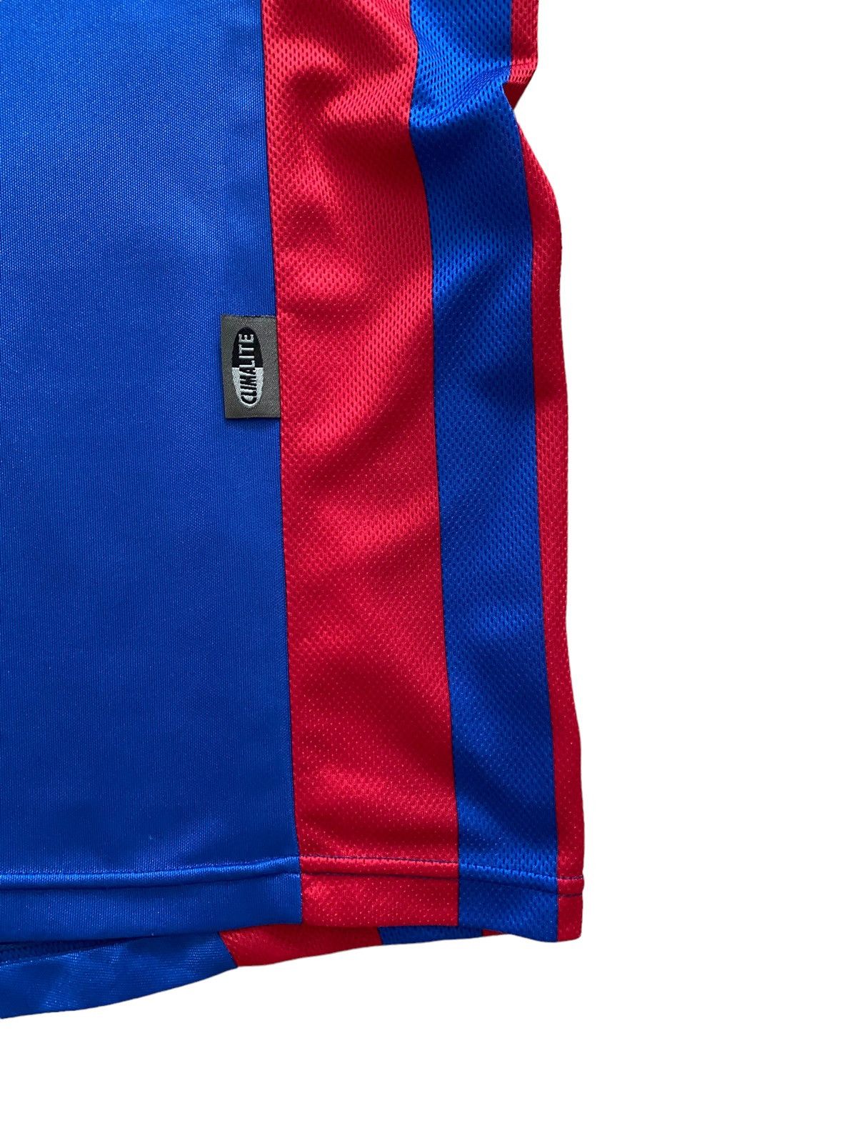 Adidas × Vintage Vintage 2001 FC Tokyo Soccer Jersey Japan Size US L / EU 52-54 / 3 - 5 Thumbnail
