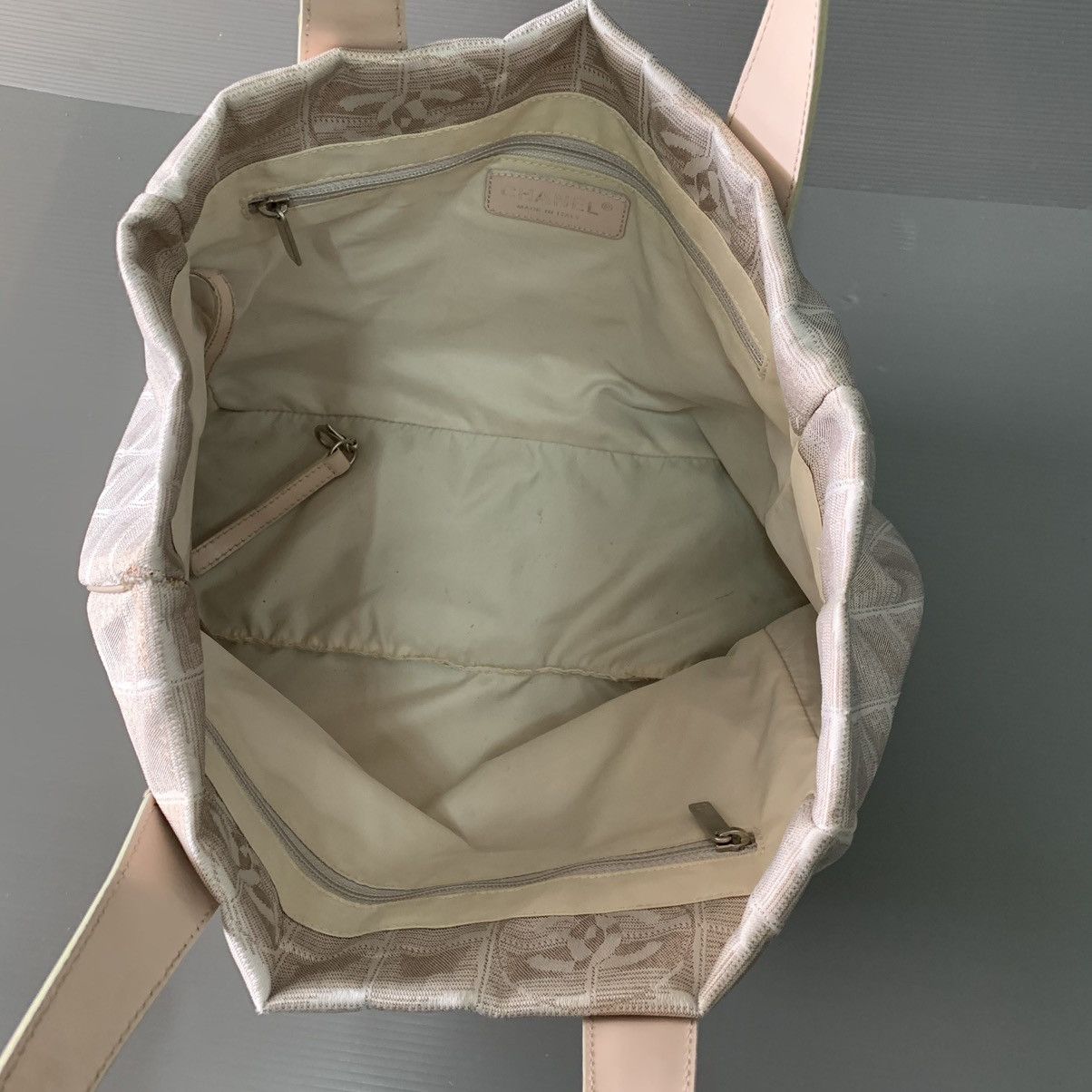 Chanel Chanel Traveline Canvas Tote Bag Size ONE SIZE - 16 Thumbnail