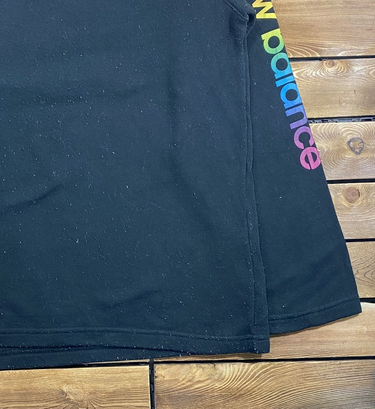 New Balance × Vintage Vintage New Balance Rainbow Spellout On Sleeve Sweatshirt M Size US M / EU 48-50 / 2 - 3 Thumbnail