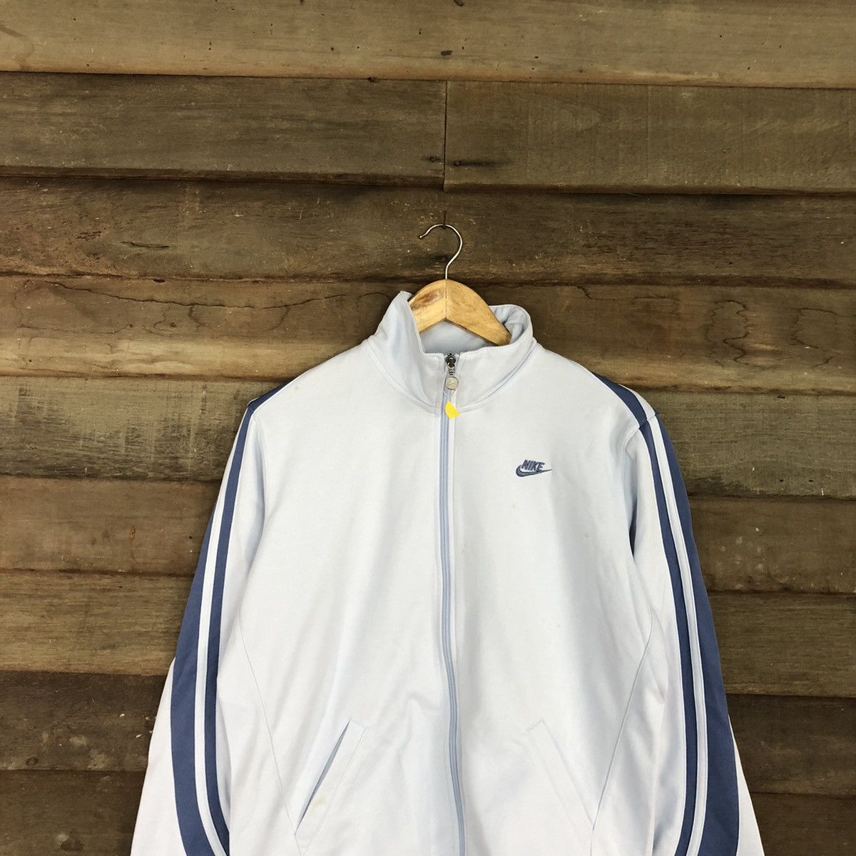 Nike Nike Baby Blue Small Logo Sweater vintage #3273 Size US L / EU 52-54 / 3 - 2 Thumbnail