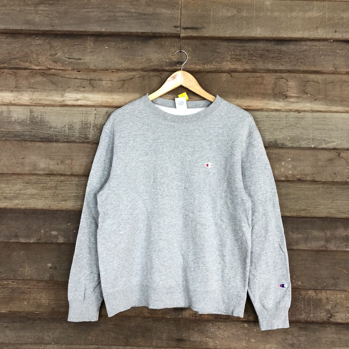 Champion Champion Grey Small Logo vintage Sweatshirt #3131 Size US M / EU 48-50 / 2 - 1 Thumbnail