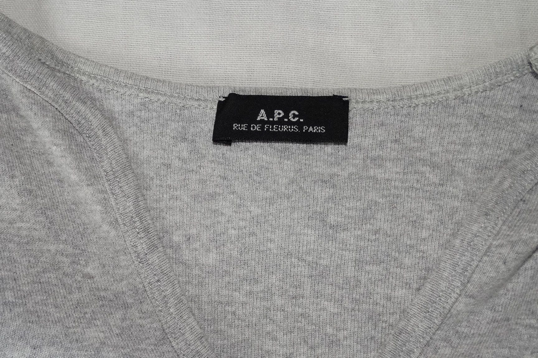 A.P.C. Q7 APC arabian Tunisian V neck style S Women/ XXS men Size S / US 4 / IT 40 - 3 Thumbnail