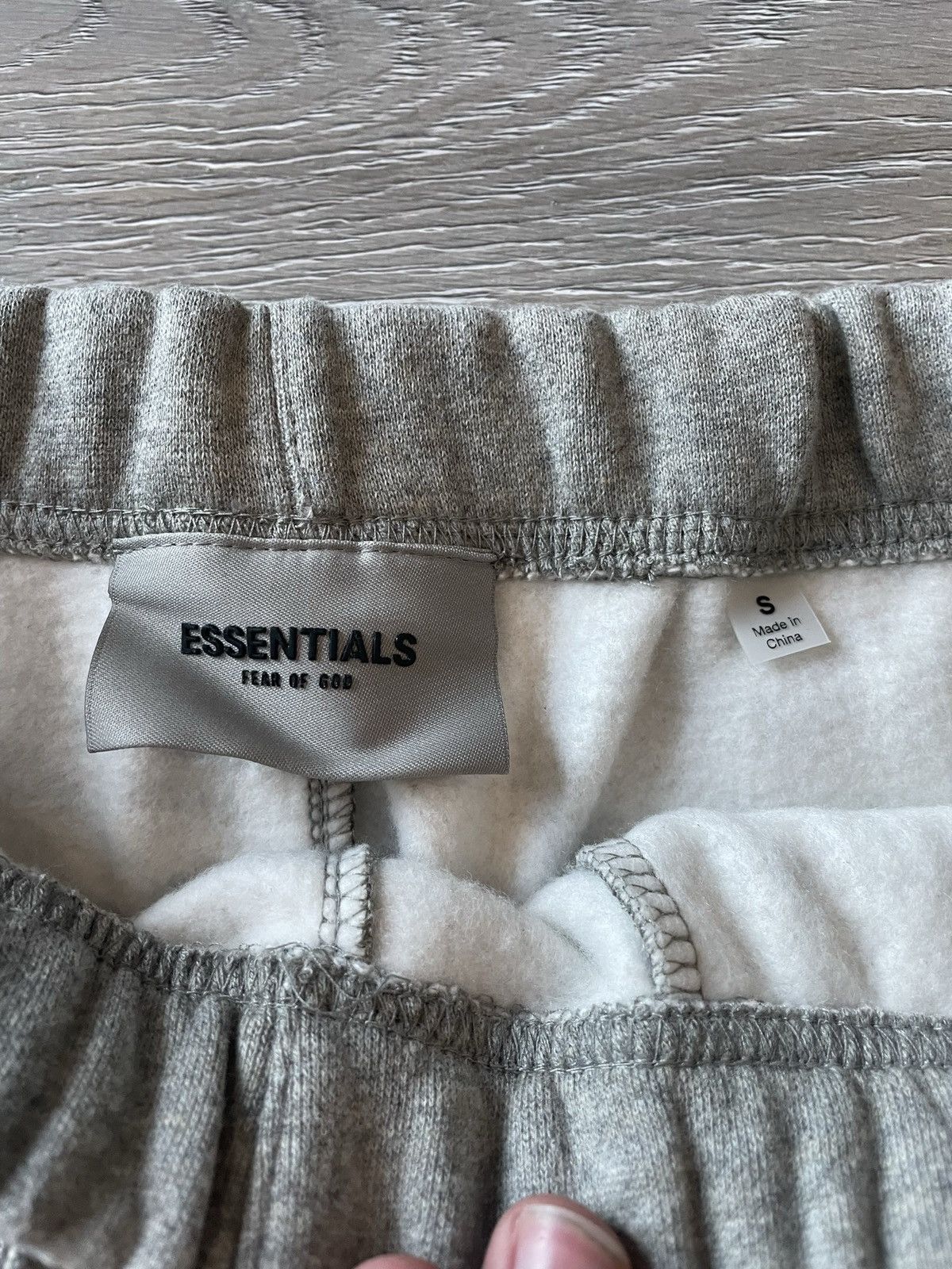 Essentials × FOG × Fear of God Fear of God Essentials Dark Oatmeal Shorts Size US 30 / EU 46 - 2 Thumbnail
