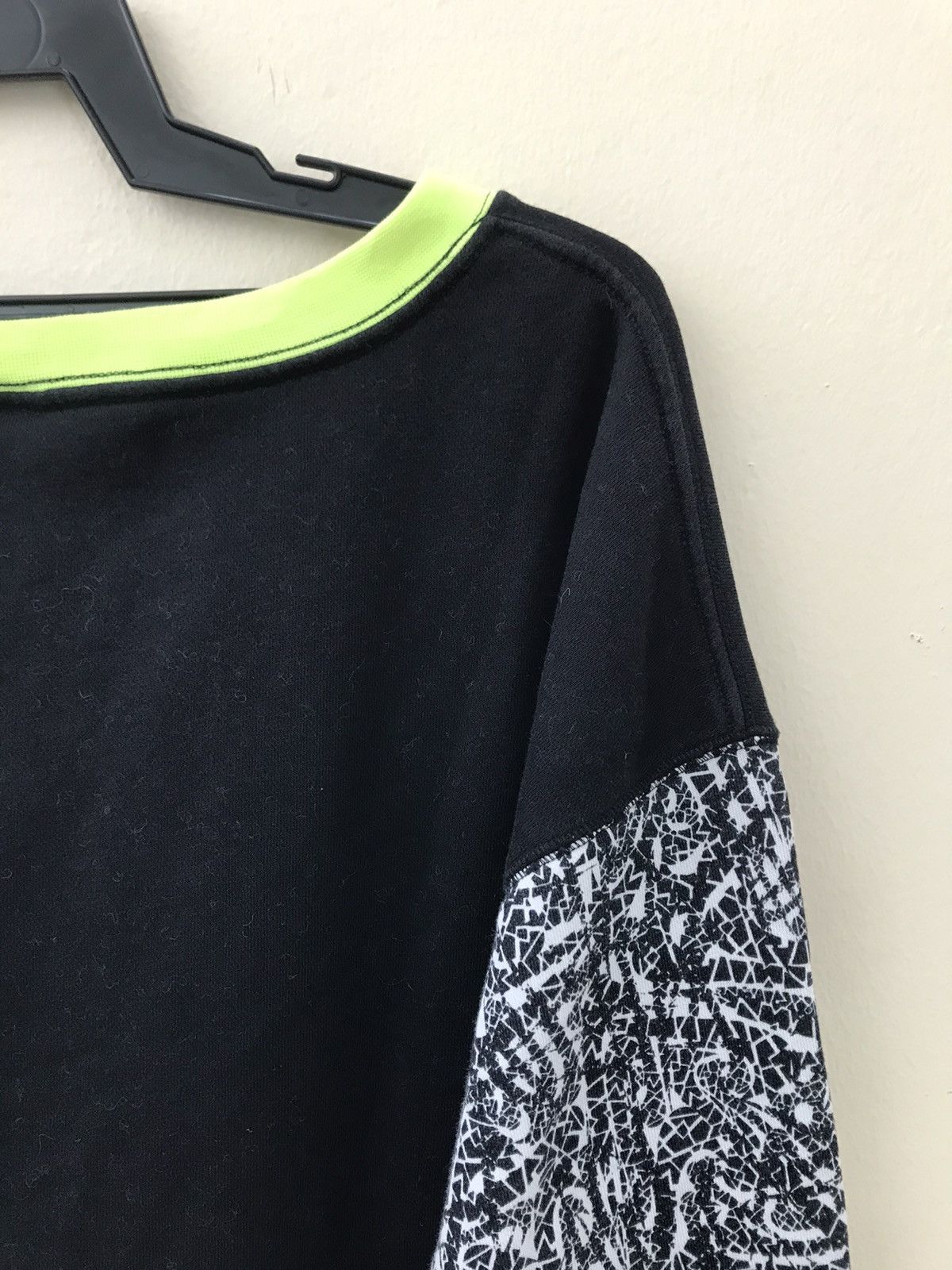 Nike NIKE Rare Printed Sleeve Sweatshirt Size M / US 6-8 / IT 42-44 - 12 Thumbnail