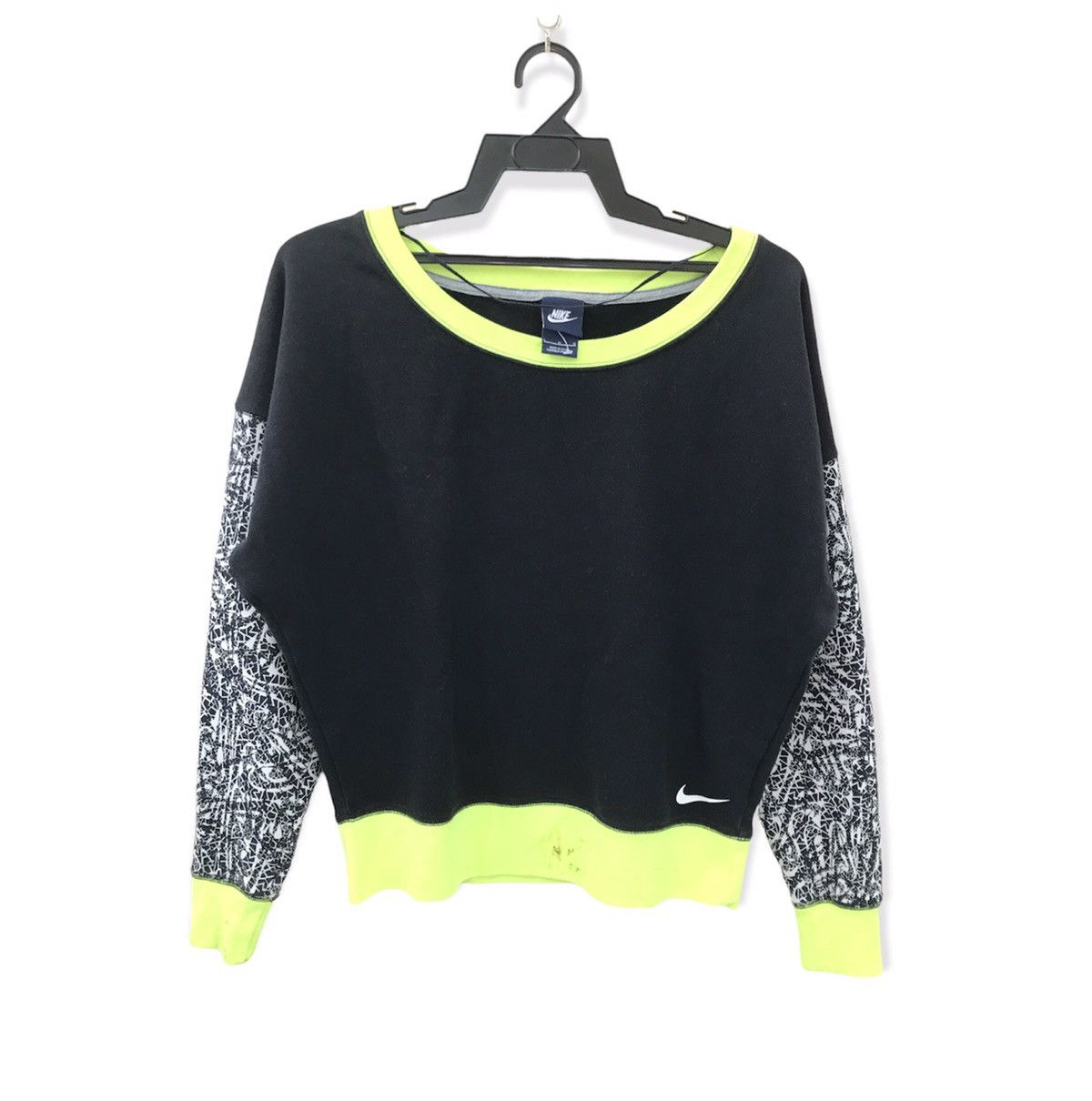 Nike NIKE Rare Printed Sleeve Sweatshirt Size M / US 6-8 / IT 42-44 - 1 Thumbnail