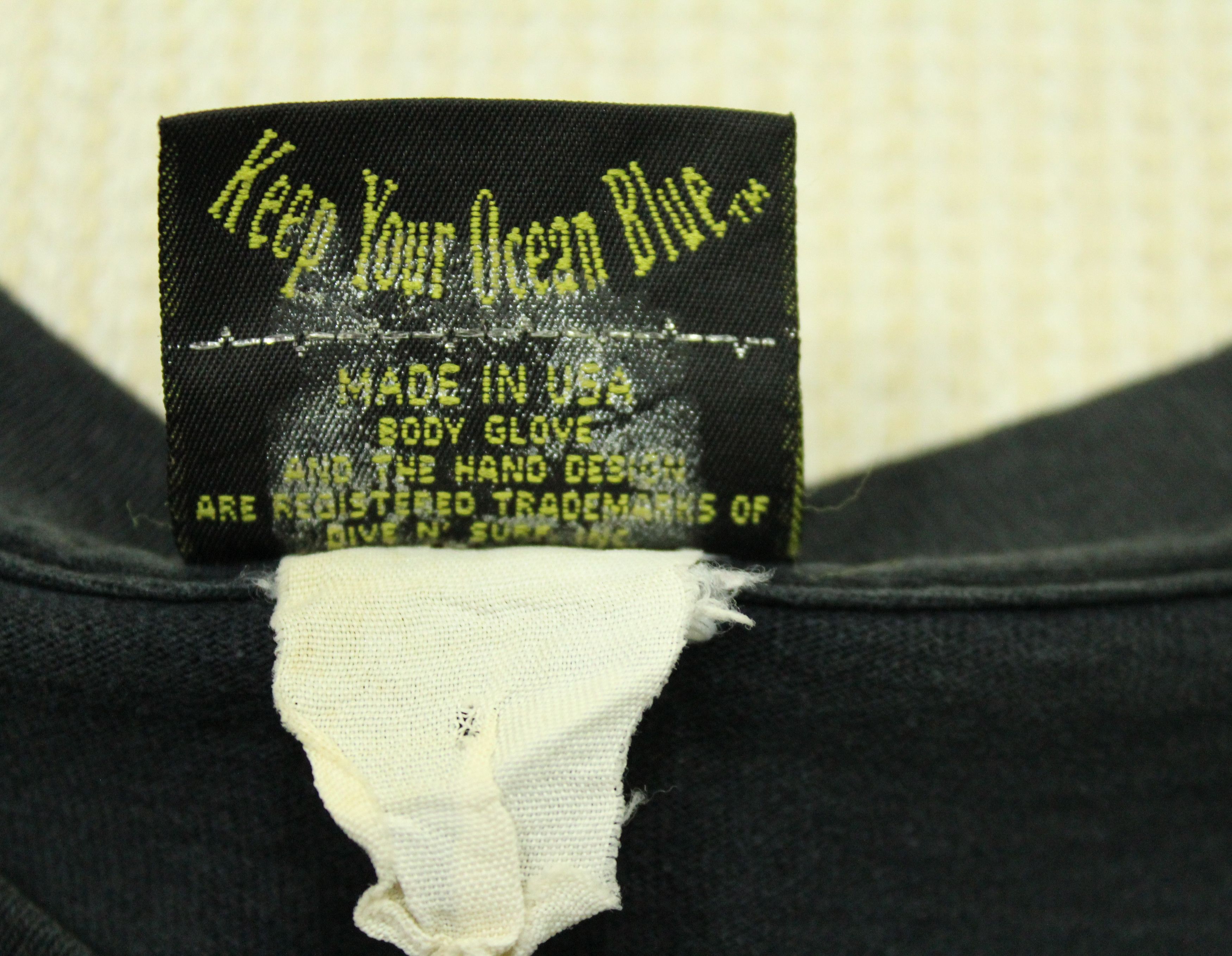 Body Glove Vintage 90s NEW WORLD ORDER ANARCHY T Shirt BODY GLOVE N.W.O Size US M / EU 48-50 / 2 - 13 Thumbnail