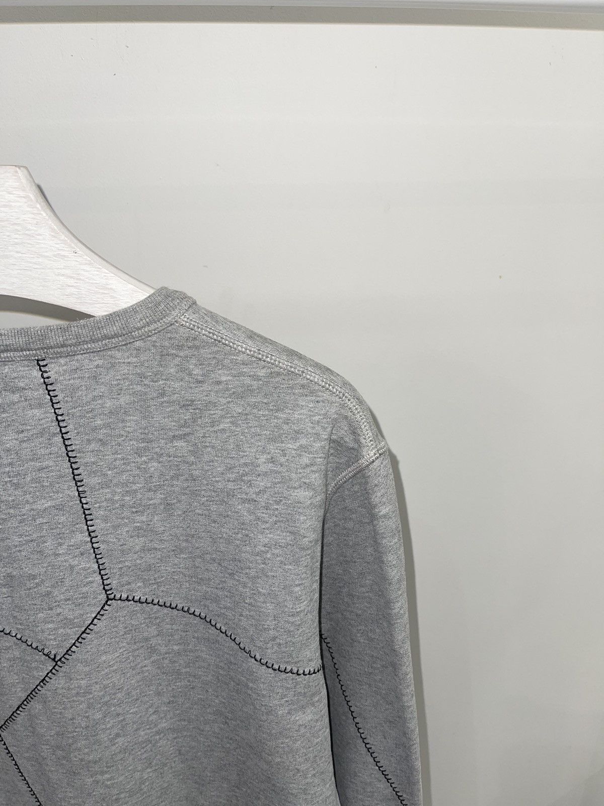 Alexander McQueen Alexander McQueen Football Ball Stitched Gray Crewneck Size US M / EU 48-50 / 2 - 5 Thumbnail