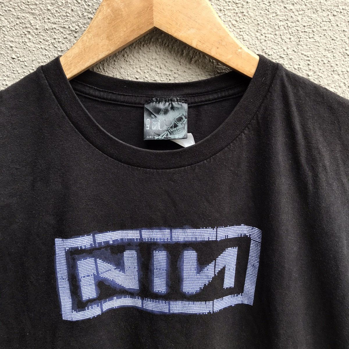 Band Tees Vintage NINE INCH NAILS band tee box logo Size US M / EU 48-50 / 2 - 3 Thumbnail