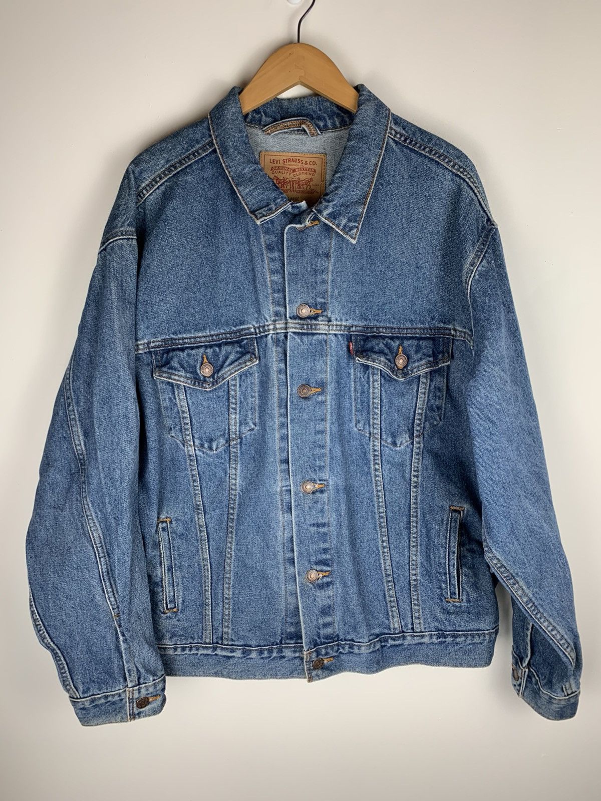 Levi's × Vintage Vintage Levis Denim Jacket Size US XL / EU 56 / 4 - 1 Thumbnail