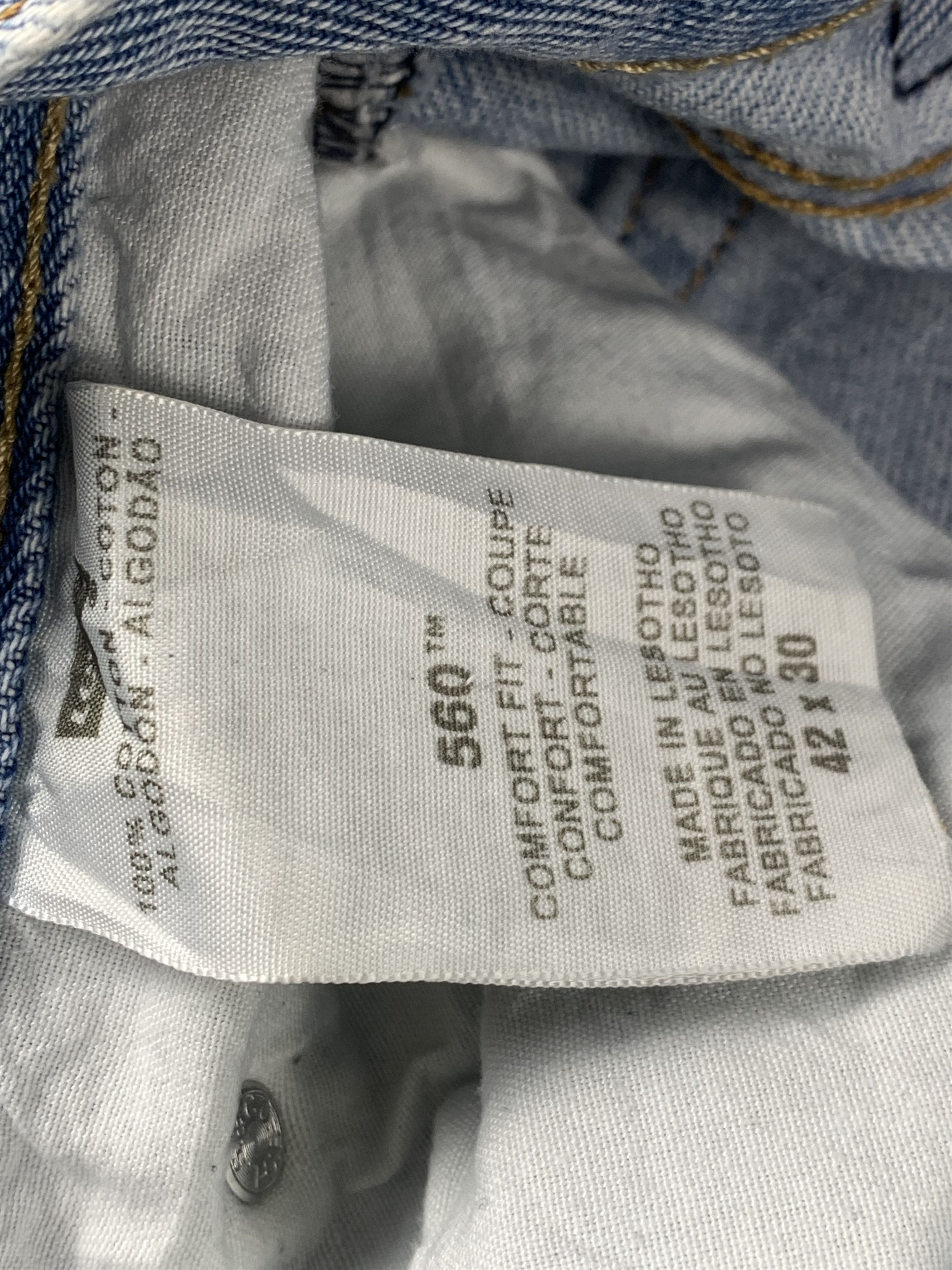 Levi's Vintage Levis 560 Light Wash Jeans DP2071 Size US 41 - 7 Thumbnail