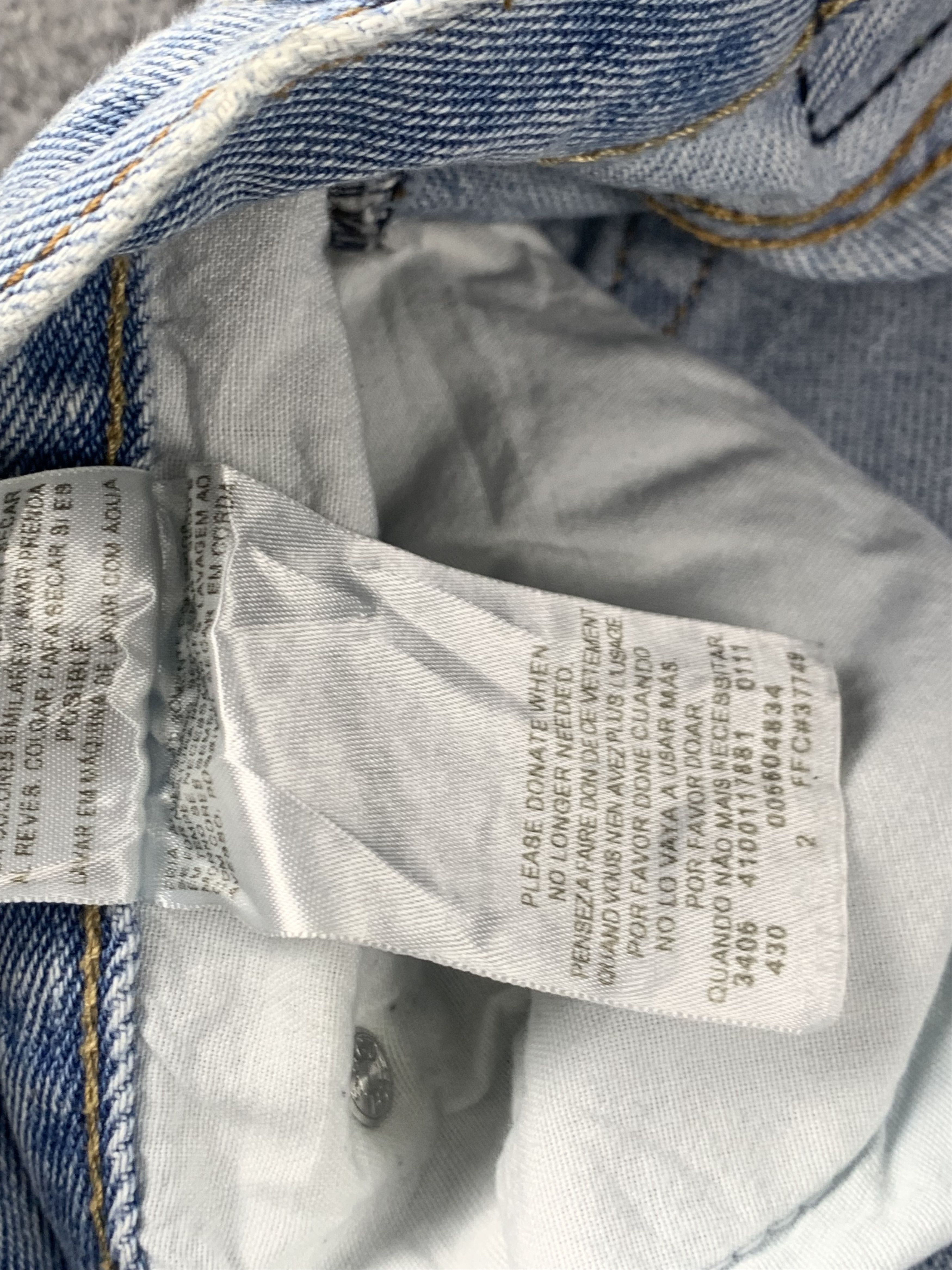 Levi's Vintage Levis 560 Light Wash Jeans DP2071 Size US 41 - 8 Thumbnail