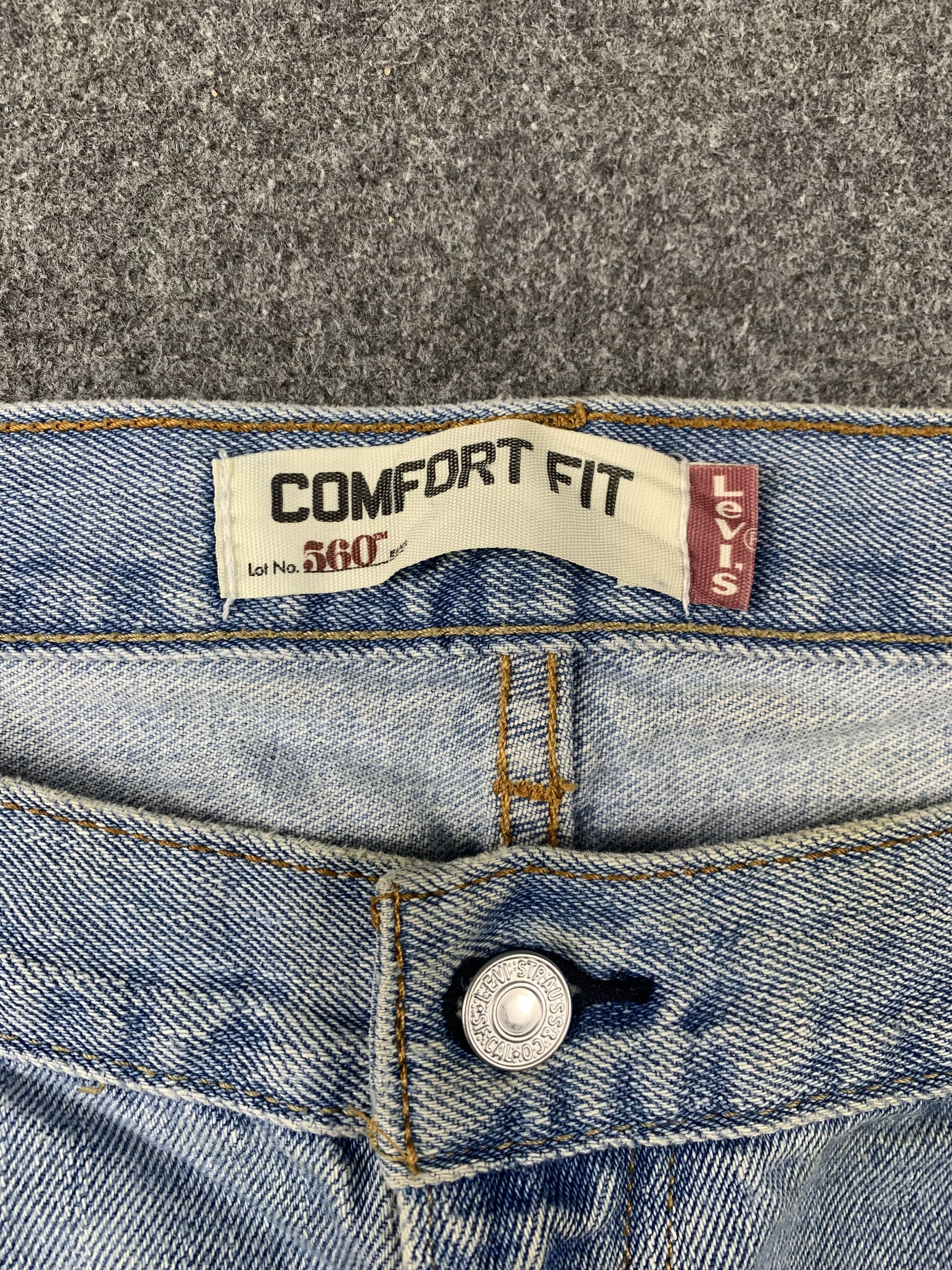 Levi's Vintage Levis 560 Light Wash Jeans DP2071 Size US 41 - 4 Thumbnail