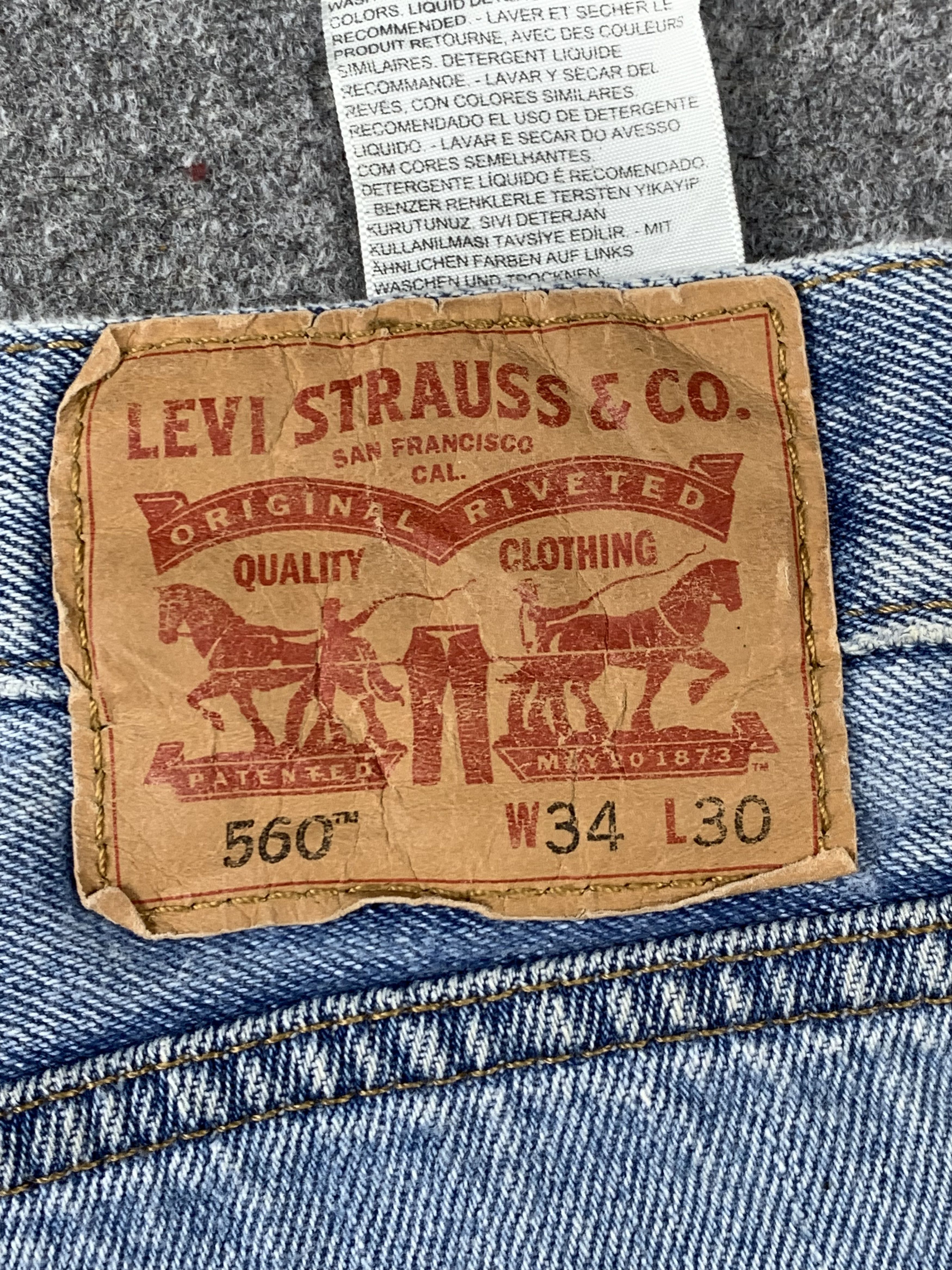 Levi's Vintage Levis 560 Light Wash Jeans DP2104 Size US 35 - 3 Thumbnail