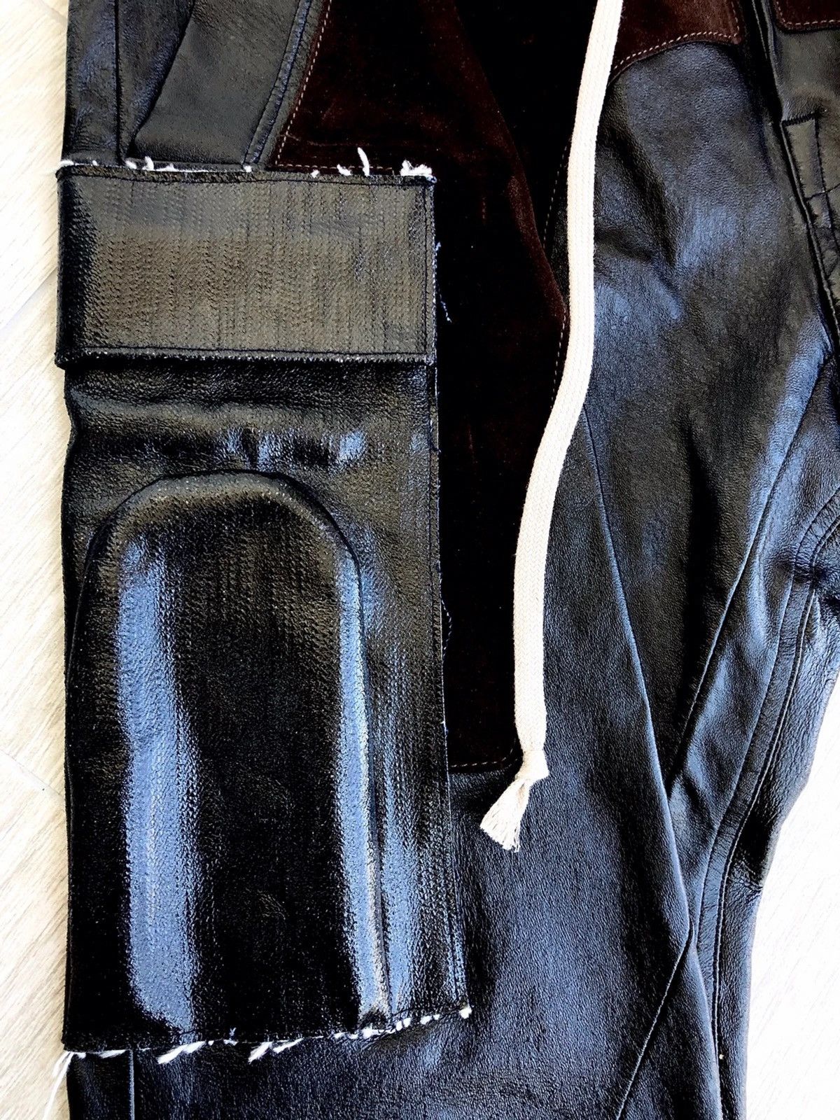 Rick Owens SAMPLE 💥 FULL LEATHER RUNWAY CARGO PANTS LARRY ASAP TRAVIS Size US 34 / EU 50 - 3 Thumbnail