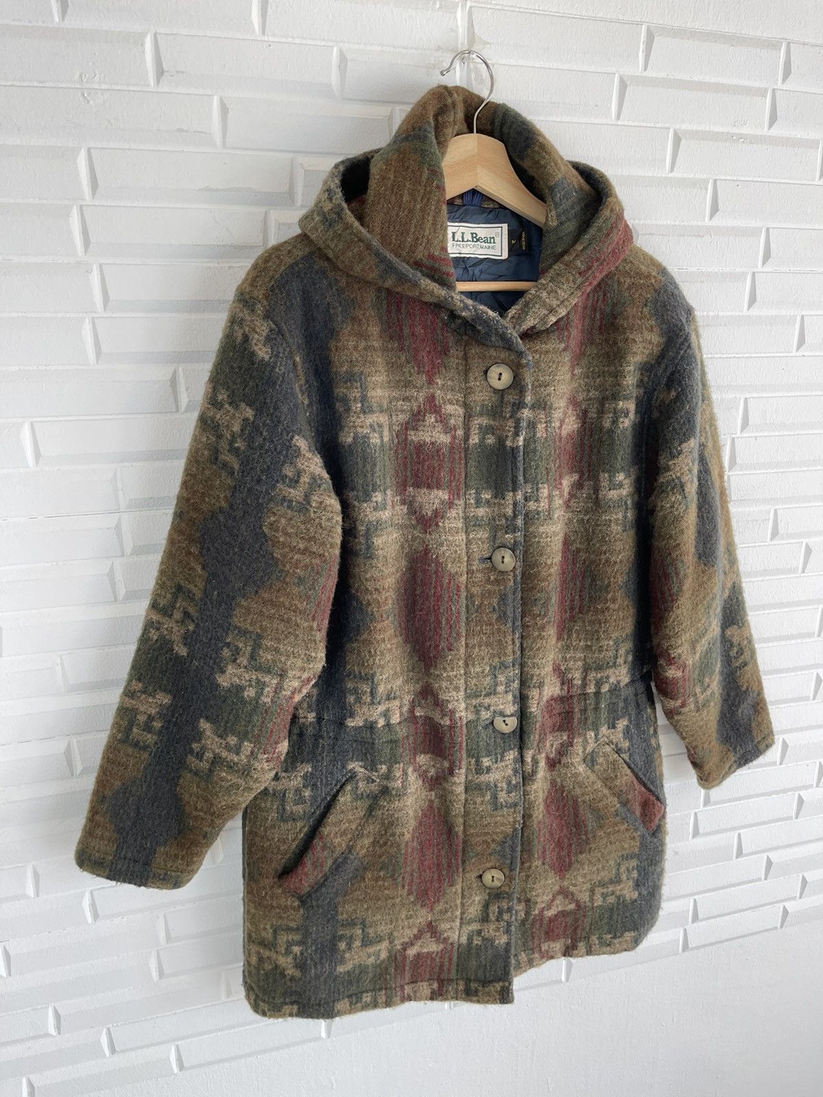 True Vtg 80’s LL.BEAN Aztec Hoodies Native American
