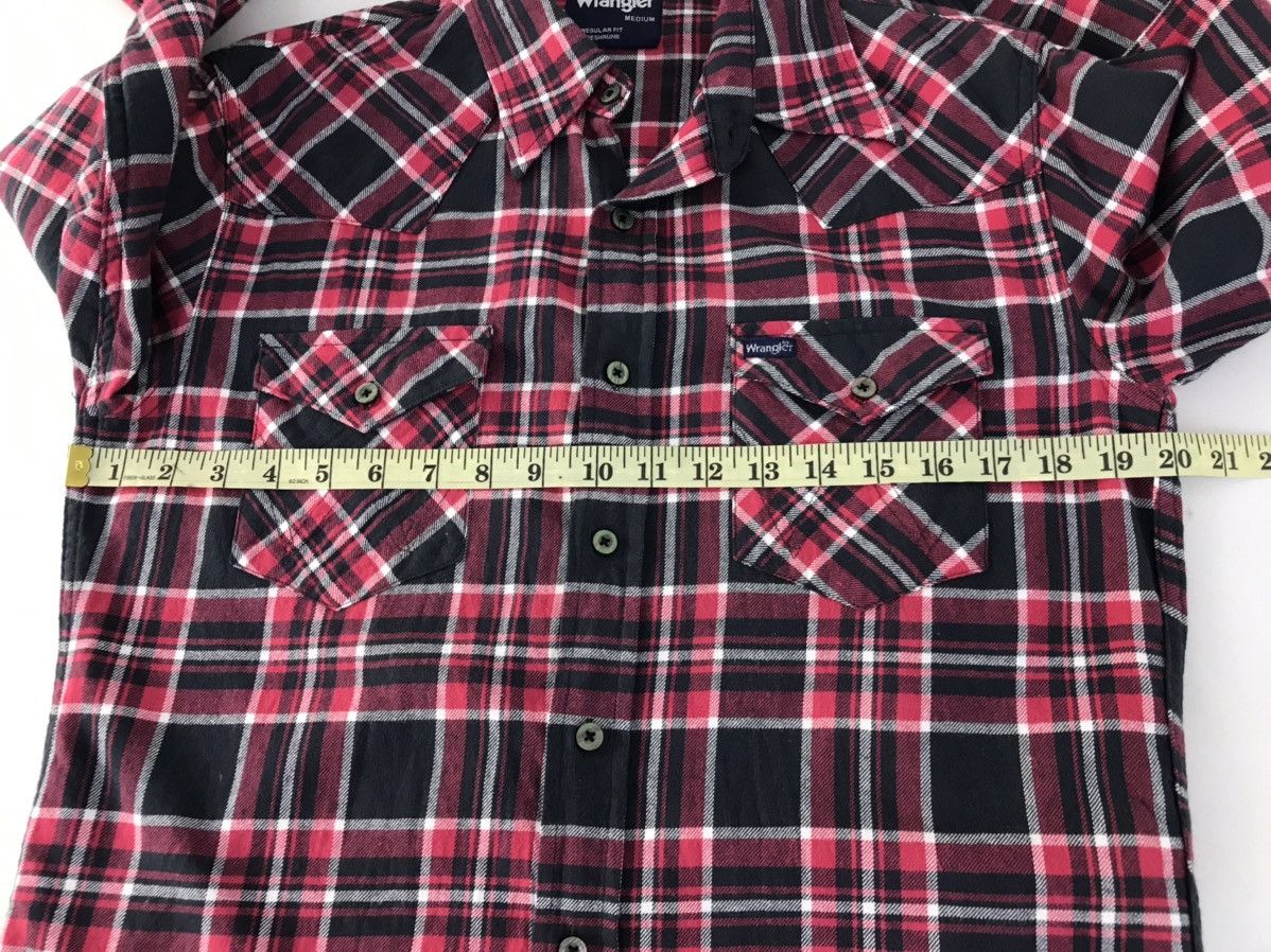 Flannel × Wrangler Vtg Flannel Wrangler Double Pocket Button Up Style Size US M / EU 48-50 / 2 - 11 Thumbnail