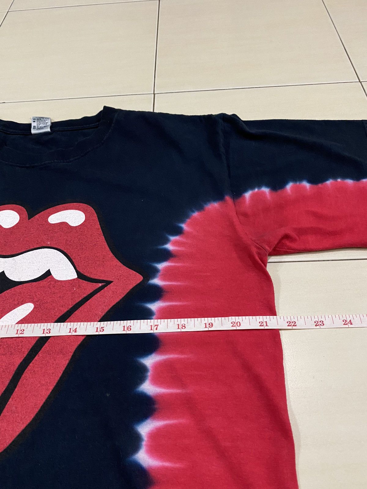 Band Tees Vintage 2005 The Rolling Stones Tie Dye Band Shirt Size US M / EU 48-50 / 2 - 7 Thumbnail
