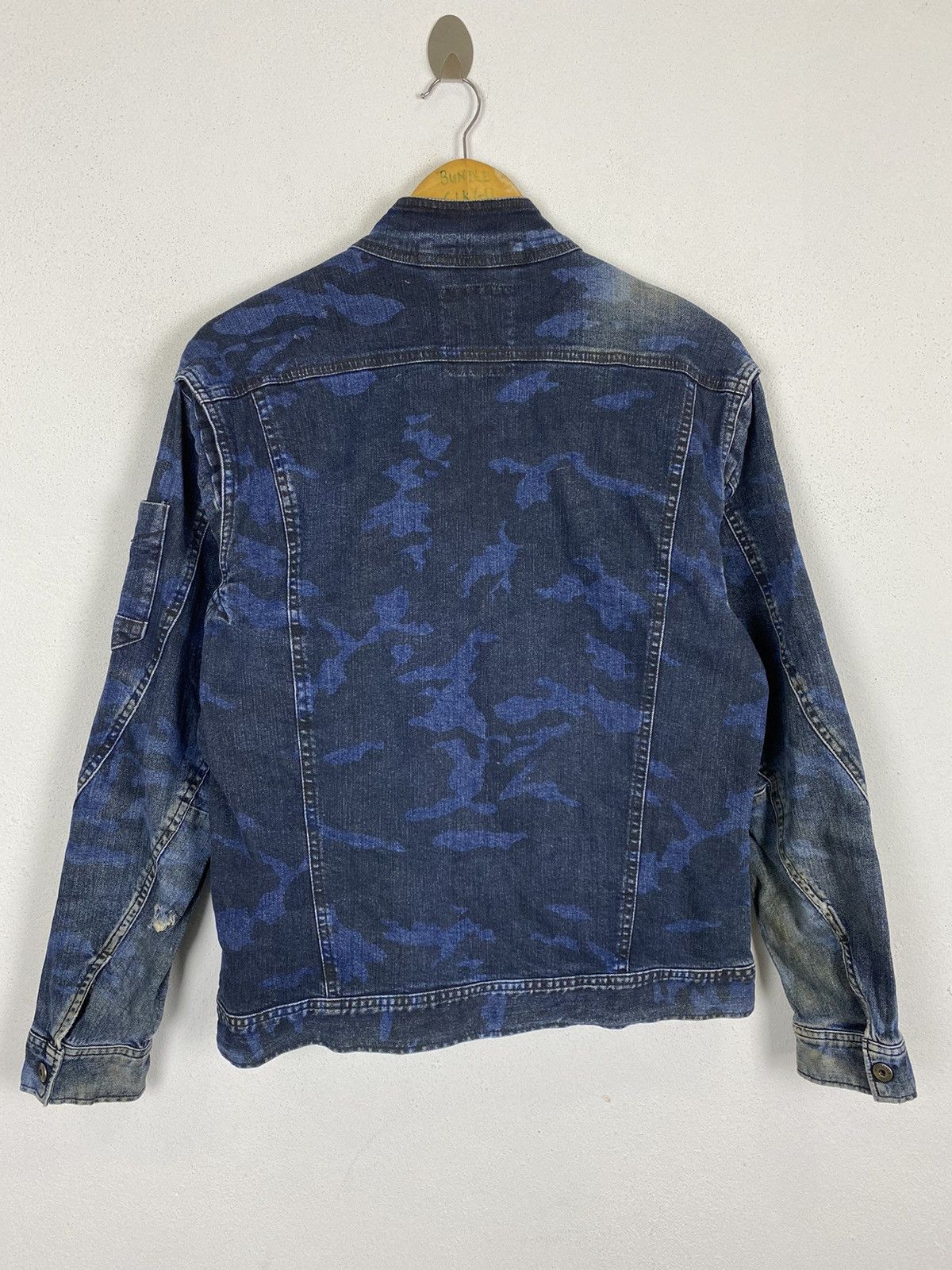 Vintage IZF DENIM DISTRESSED WORKER JACKET Size US L / EU 52-54 / 3 - 4 Thumbnail