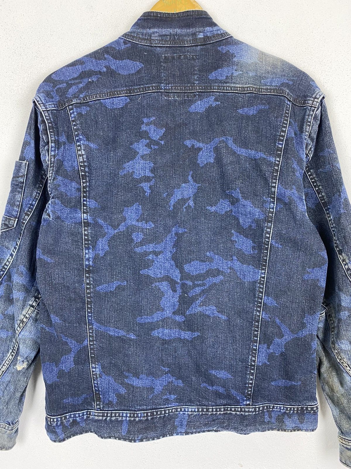 Vintage IZF DENIM DISTRESSED WORKER JACKET Size US L / EU 52-54 / 3 - 5 Thumbnail