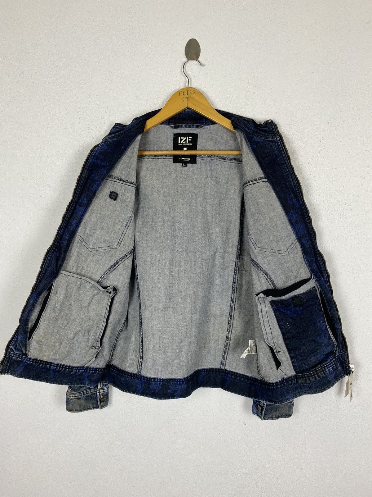 Vintage IZF DENIM DISTRESSED WORKER JACKET Size US L / EU 52-54 / 3 - 13 Thumbnail