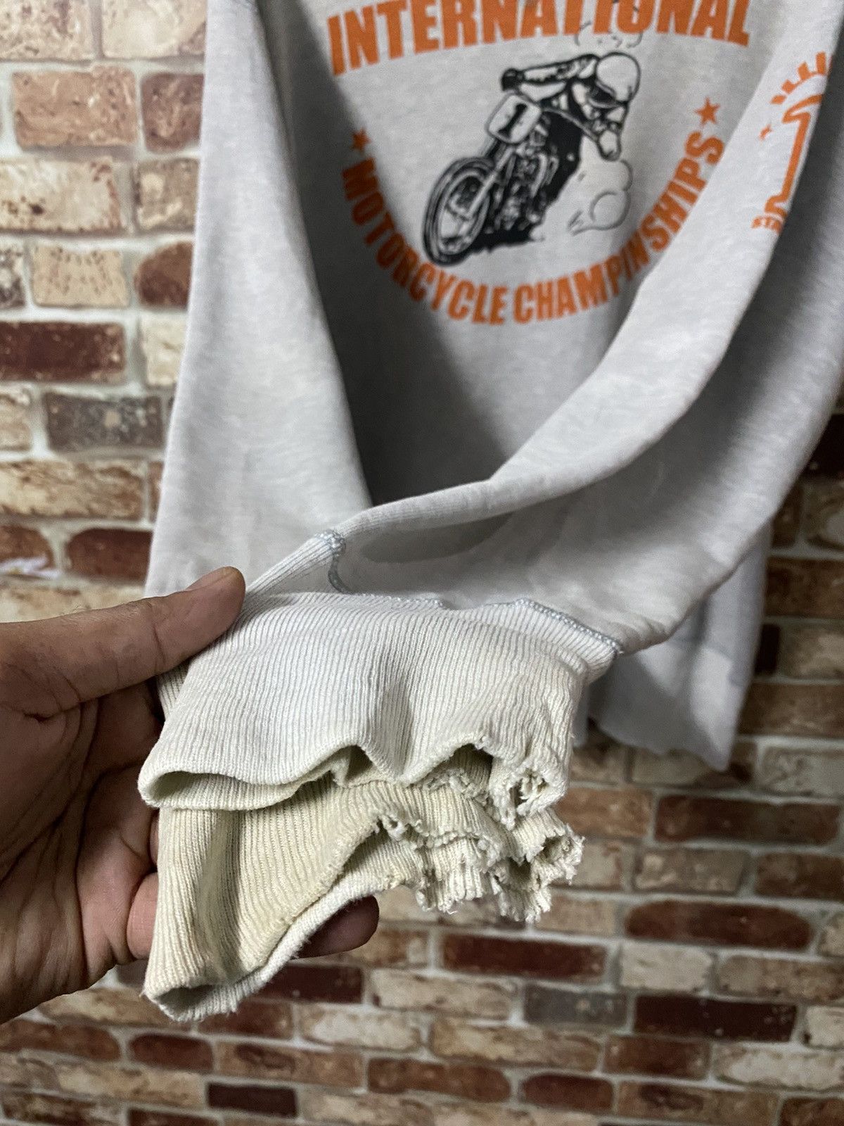 Vintage RARE🔥VINTAGE INTERNATIONAL MOTORCYCLE CHAMPIONSHIP SWEATER Size US L / EU 52-54 / 3 - 6 Thumbnail