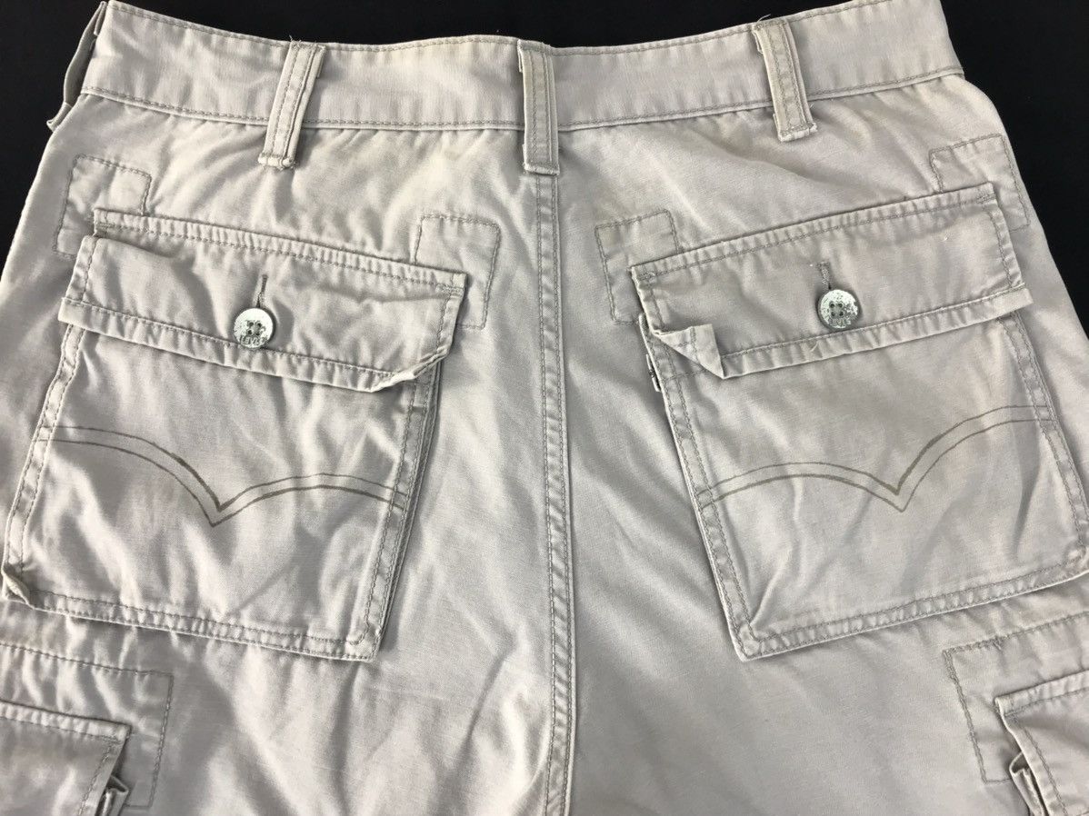Japanese Brand × Levi's Vintage Levis Short Pants Faded Colour Fashion Pocket Style Size US 34 / EU 50 - 16 Thumbnail