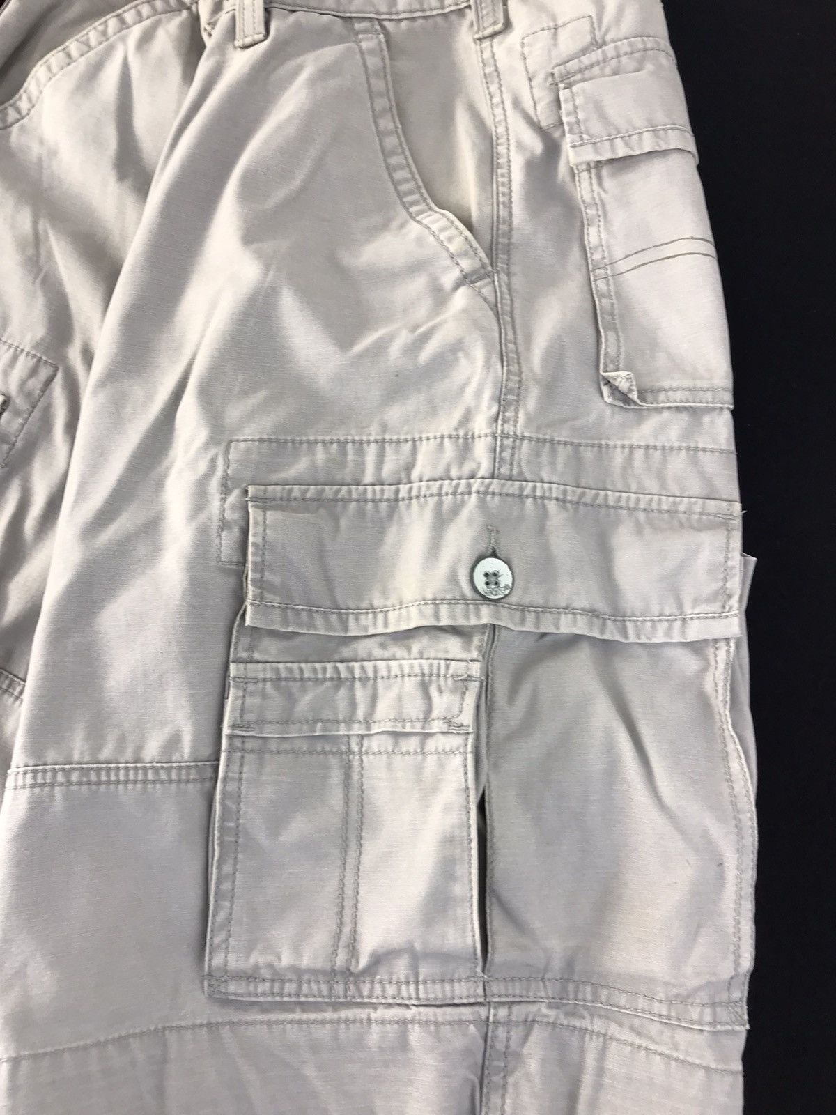 Japanese Brand × Levi's Vintage Levis Short Pants Faded Colour Fashion Pocket Style Size US 34 / EU 50 - 3 Thumbnail
