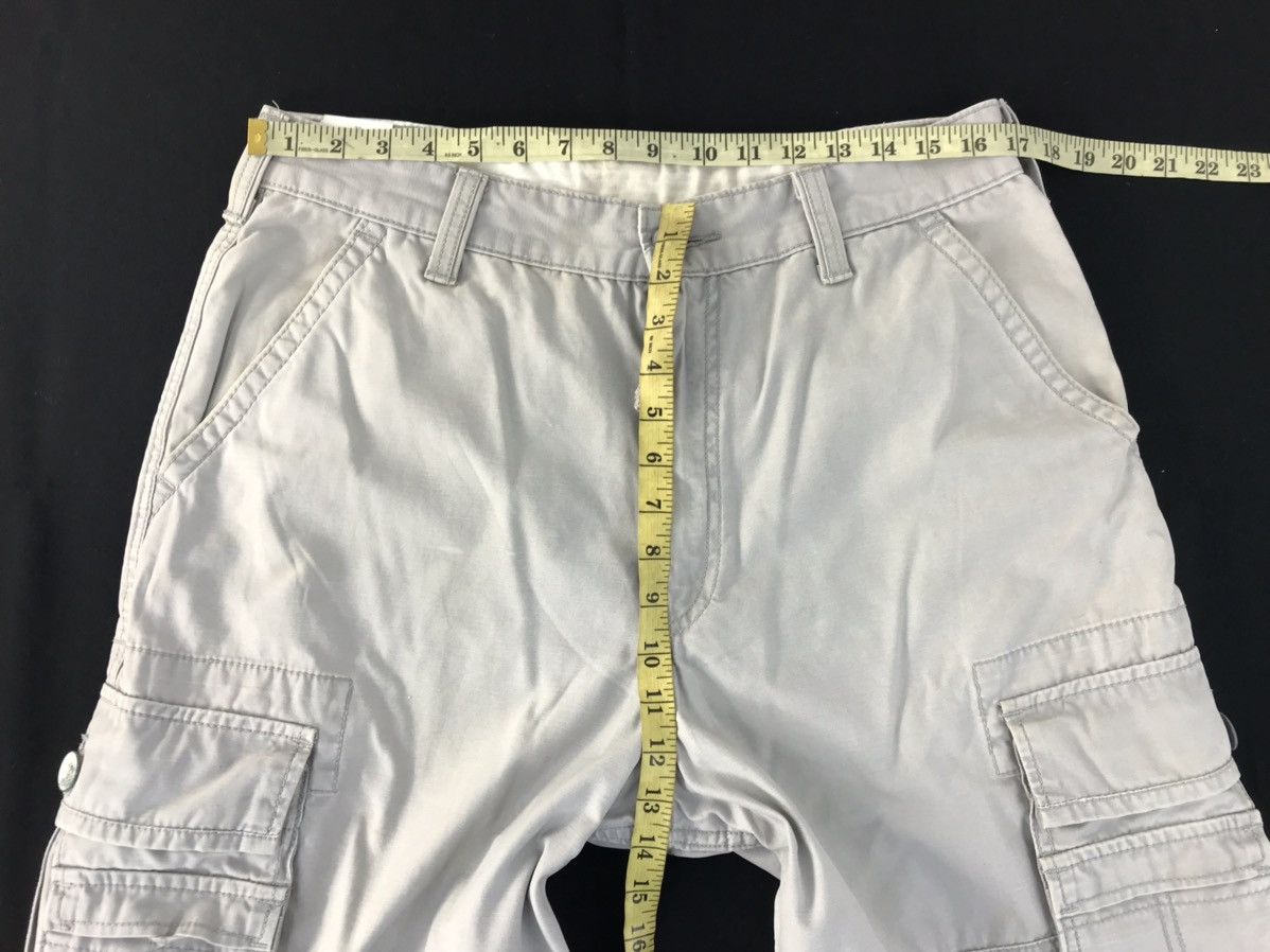 Japanese Brand × Levi's Vintage Levis Short Pants Faded Colour Fashion Pocket Style Size US 34 / EU 50 - 18 Thumbnail