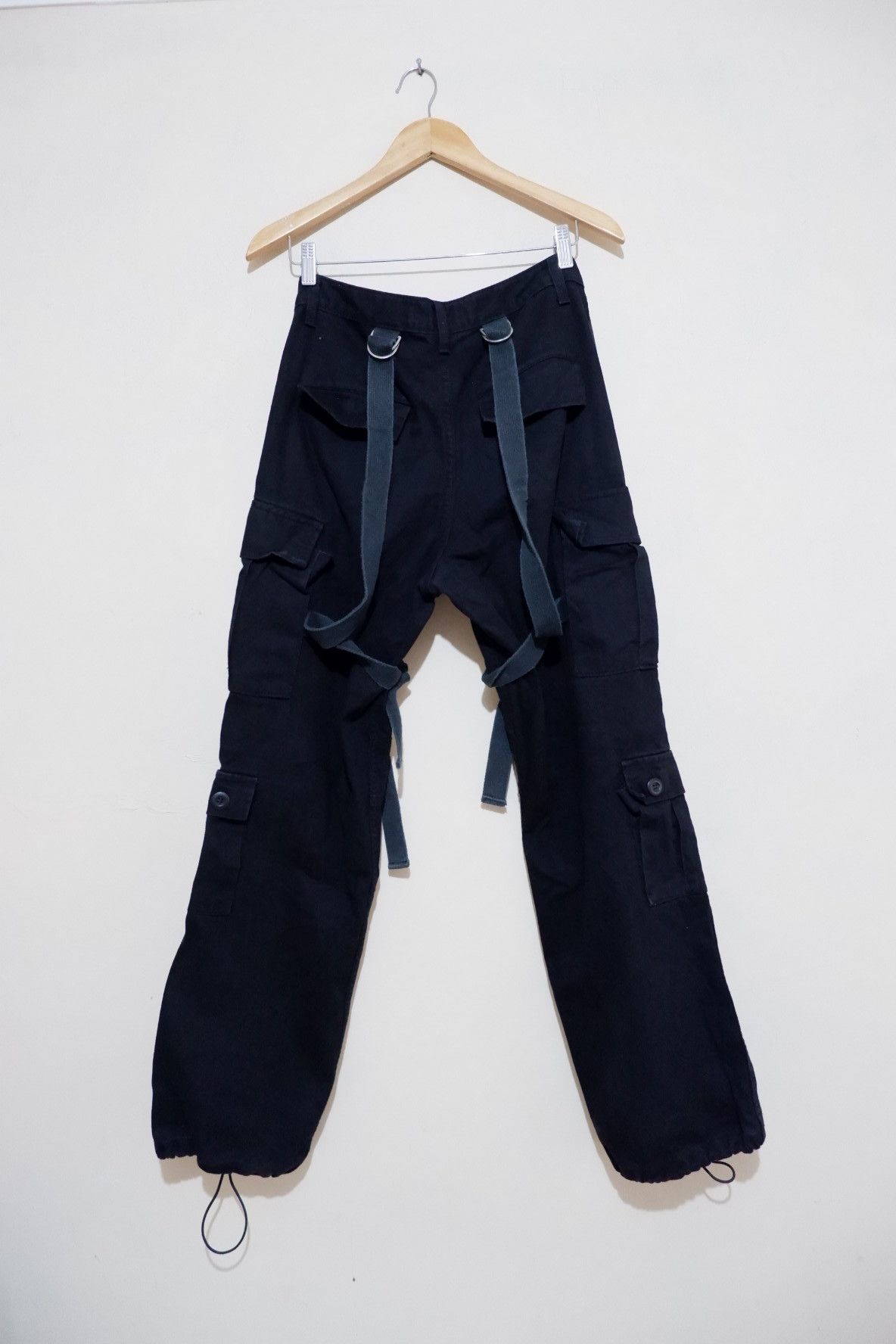 If Six Was Nine APARTMENT PARACHUTE BONDAGE CARGO PANTS Size US 30 / EU 46 - 1 Thumbnail