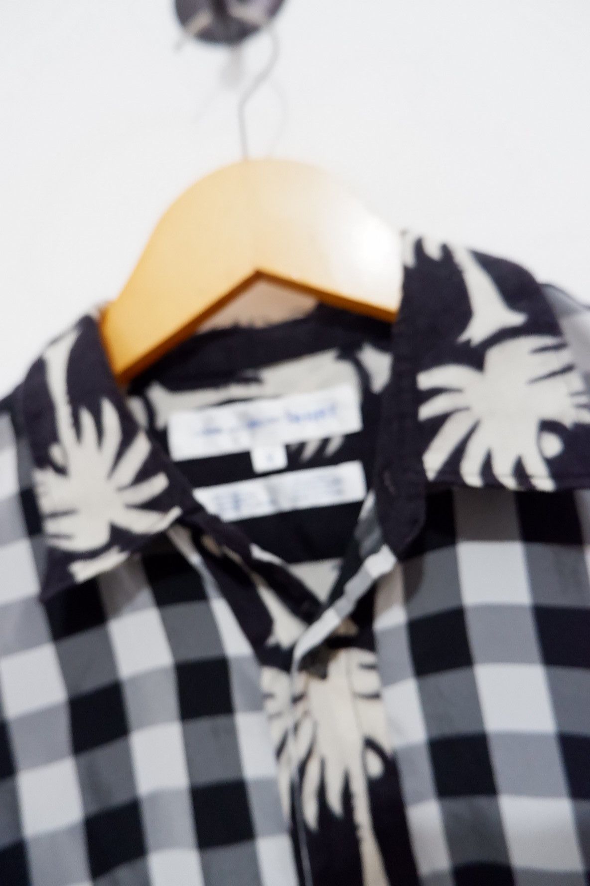 Comme des Garcons SHIRT Comme Des Garcons Shirt Rayon/Wool Shirt Size US M / EU 48-50 / 2 - 3 Thumbnail