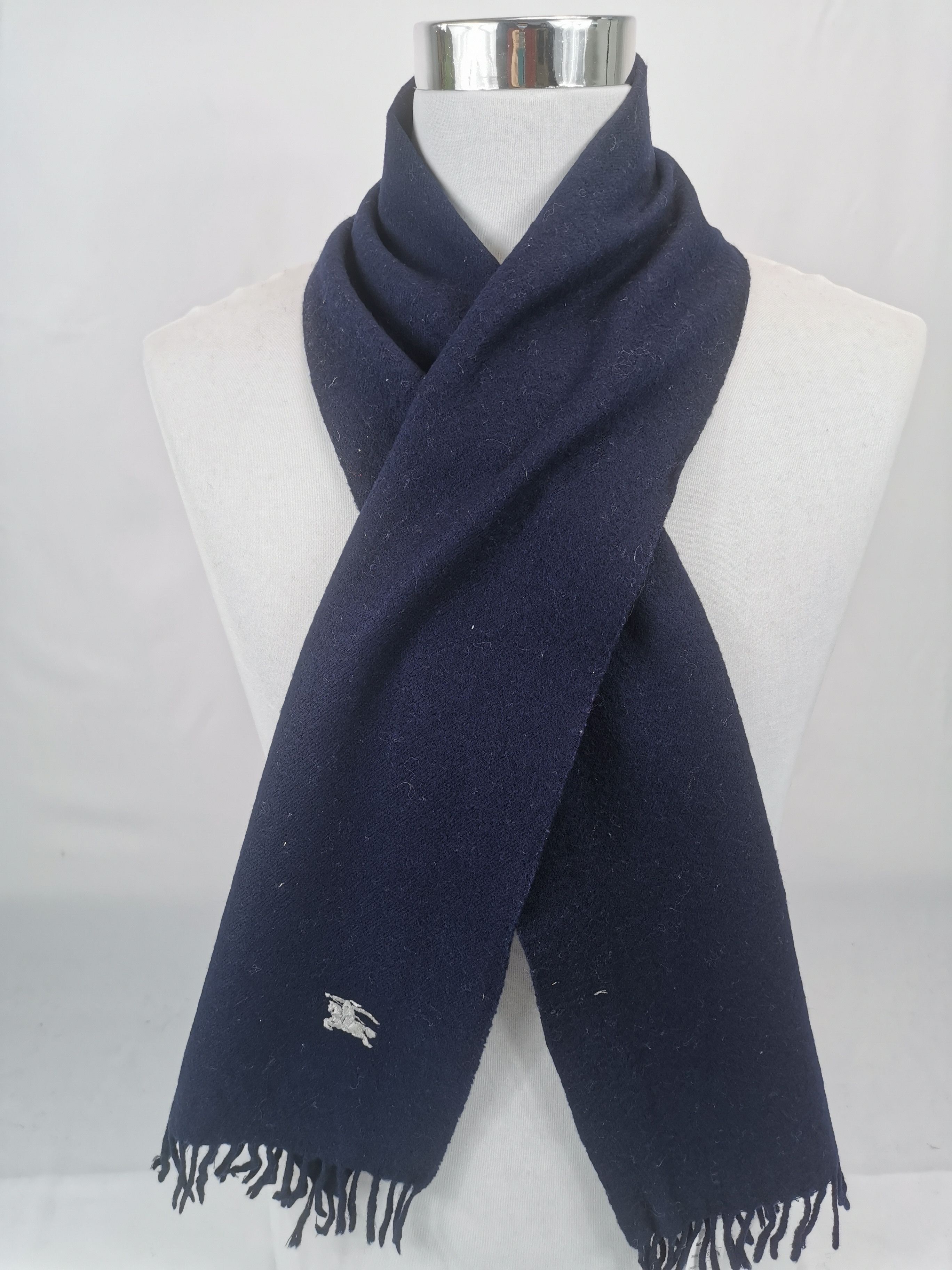 Burberry Burberry scarf muffler Size ONE SIZE - 1 Thumbnail