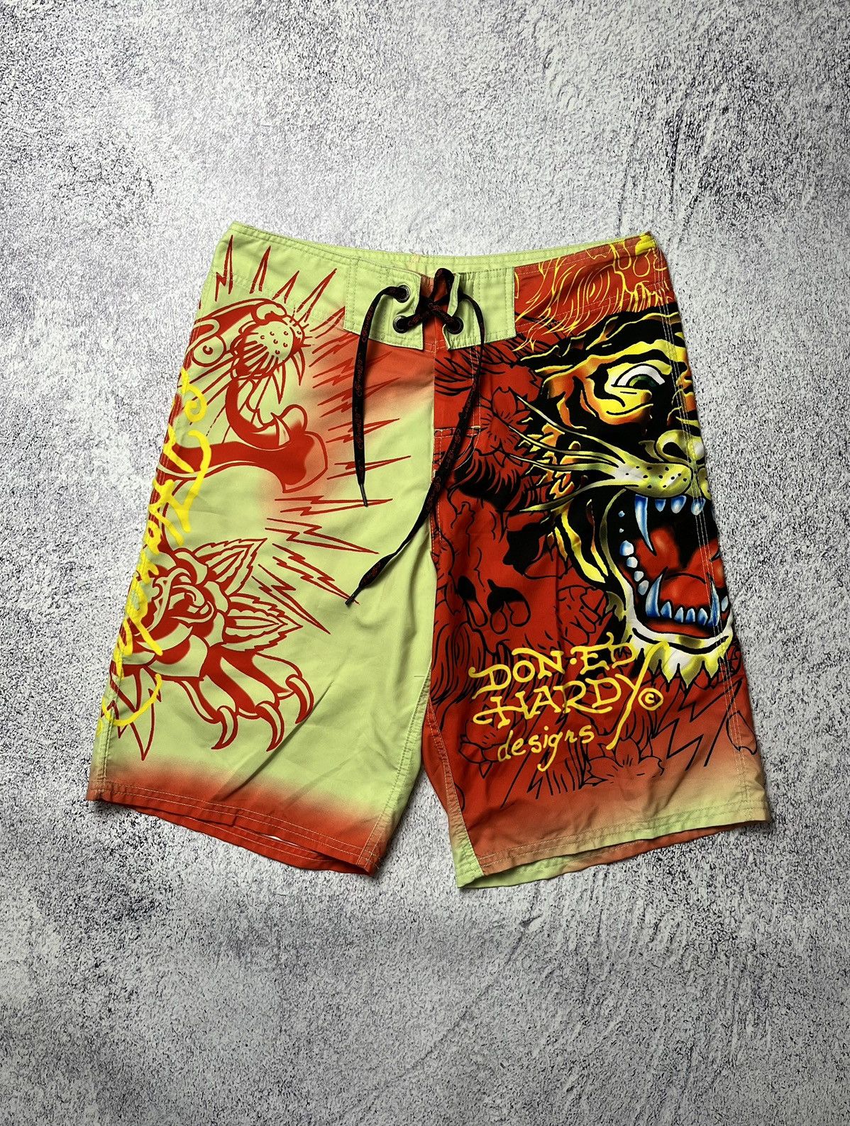 Ed Hardy Mens Vintage Ed Hardy Shorts streetwear y2k Size US 31 - 1 Thumbnail