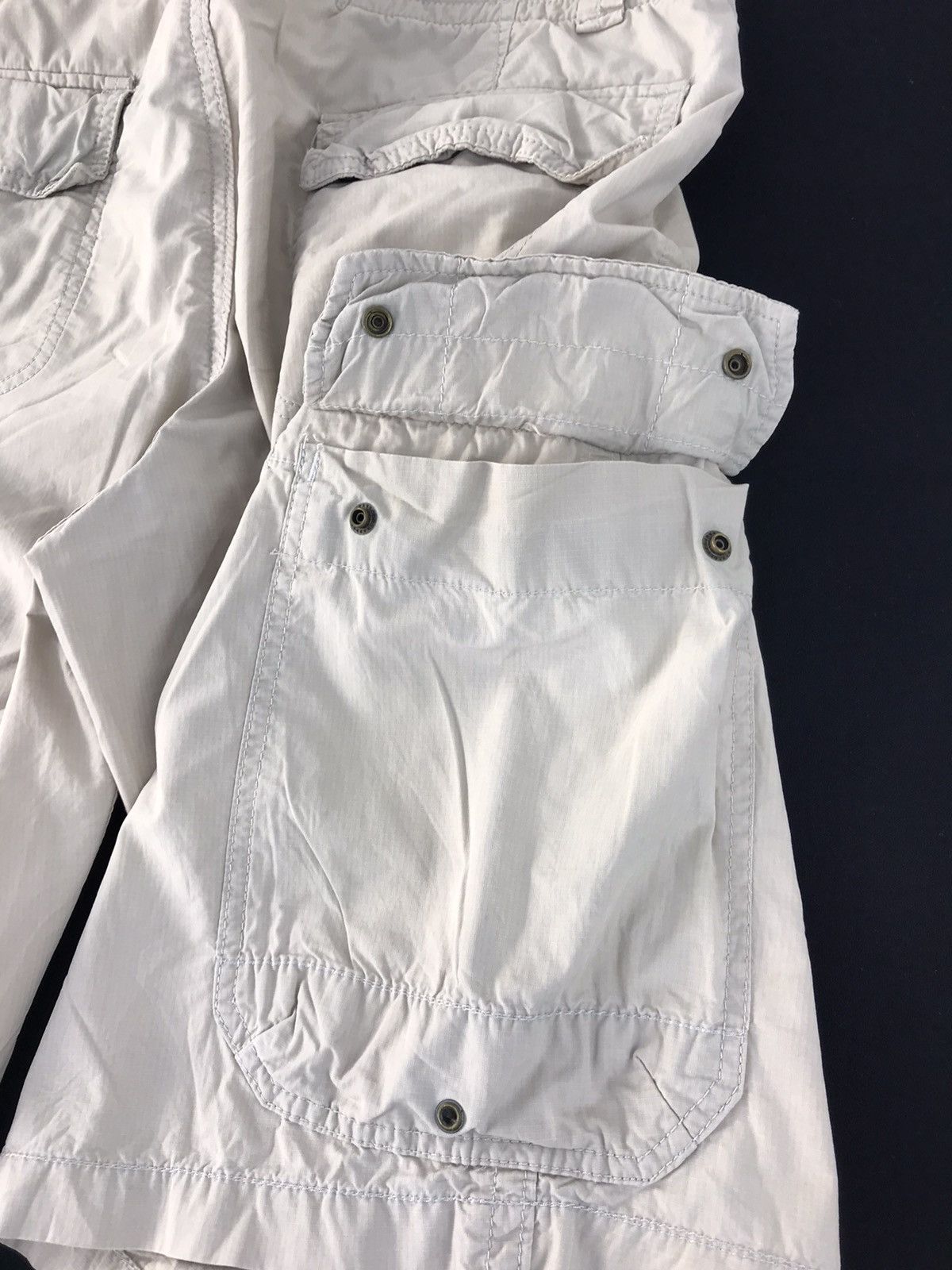 Gap × Vintage Vintage Gap Short Pants Multi Pocket Style Size US 33 - 15 Thumbnail