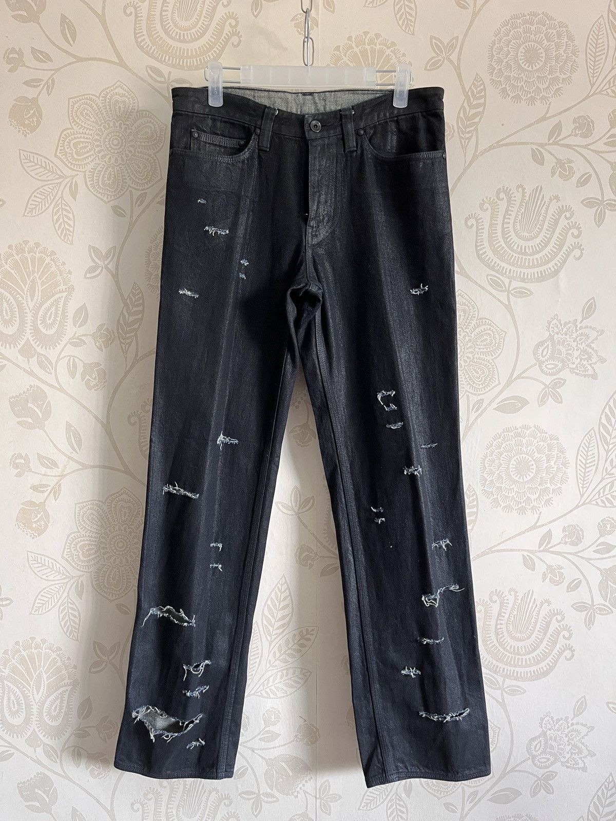 Japanese Brand Jun Takahashi Distressed Wax Denim Size US 30 / EU 46 - 14 Thumbnail