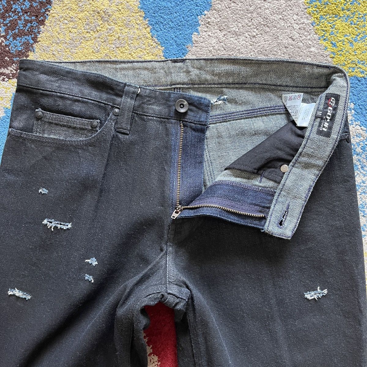 Japanese Brand Jun Takahashi Distressed Wax Denim Size US 30 / EU 46 - 5 Thumbnail