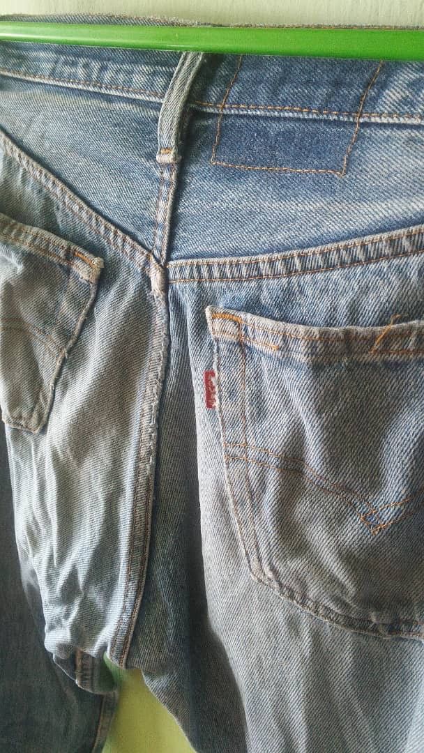Levi's Vintage Clothing Vintage Levi’s Distressed Jeans – Button Fly, Faded Blue Size US 30 / EU 46 - 11 Thumbnail