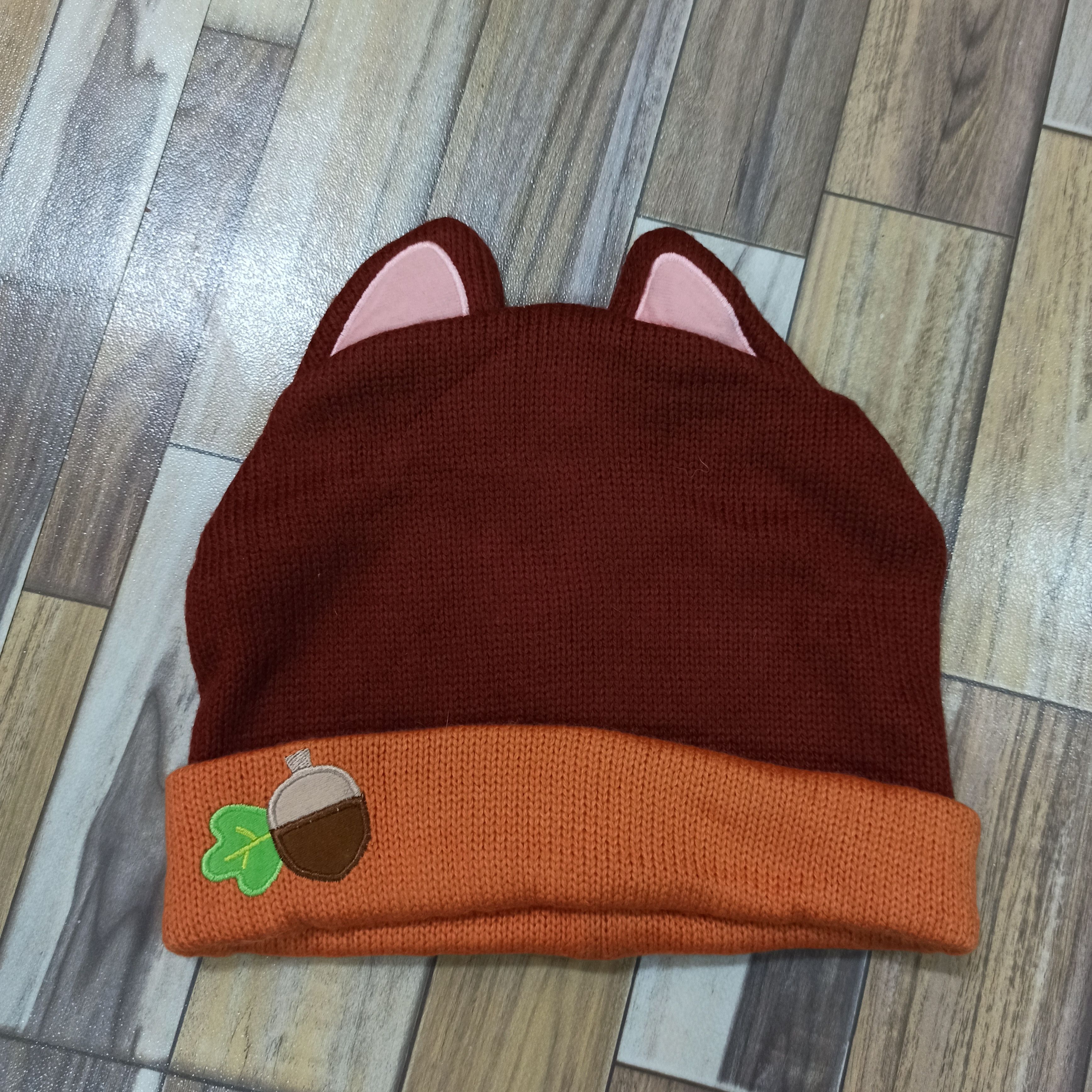 Disney 🔥Rare🔥 Disney Chip and Dale Beanie Size ONE SIZE - 3 Thumbnail