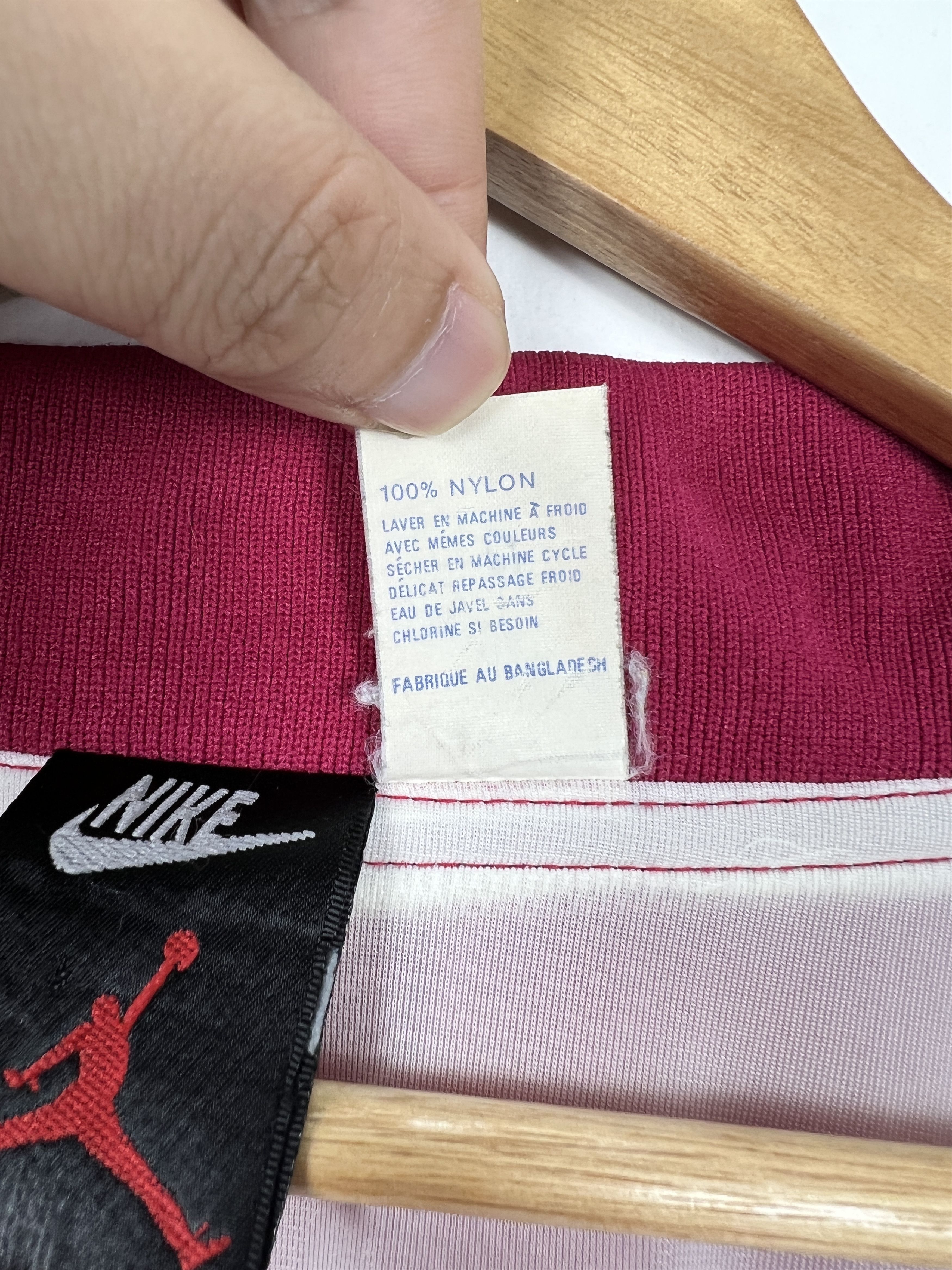 Nike Vintage NIKE X JORDAN 90's Windbreaker Jacket J0052 Size US XL / EU 56 / 4 - 9 Thumbnail