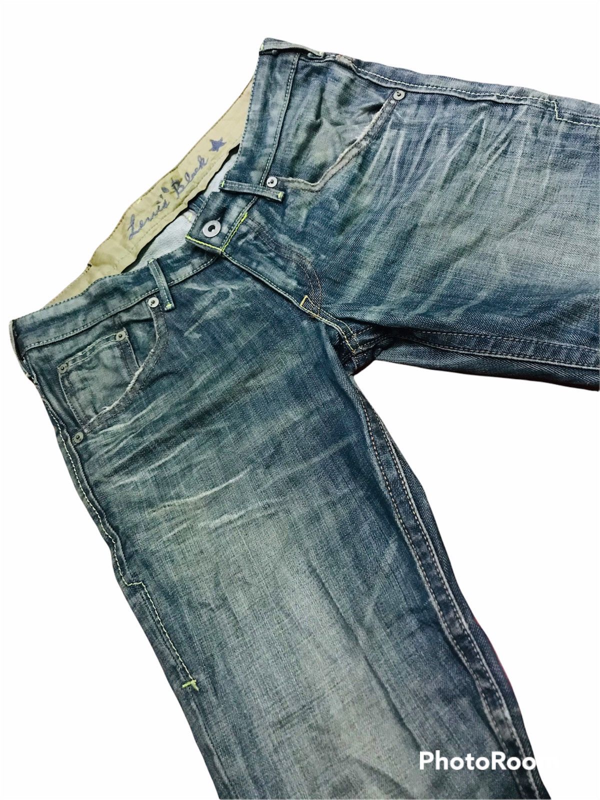 Levi's Louis Black Distressed Bootcut Jeans Faded Blue Vtg Wash Size US 31 - 3 Thumbnail