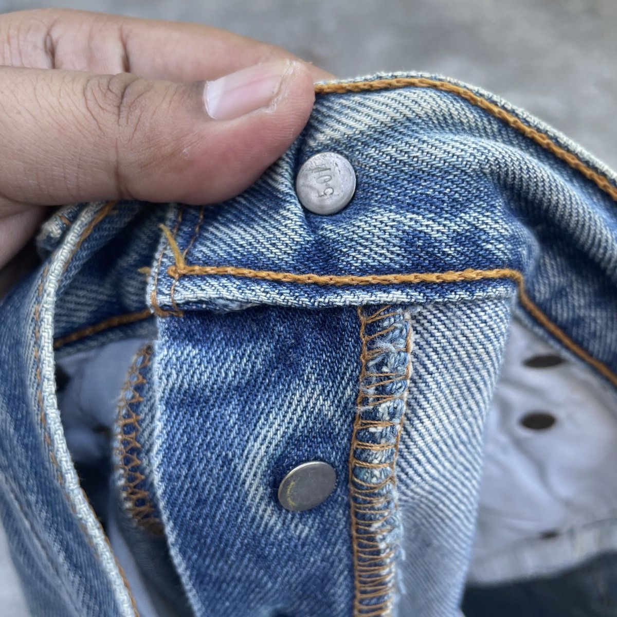 Levi's Vintage 90s Levis 501 Distressed Denim Jeans Size US 30 / EU 46 - 5 Thumbnail