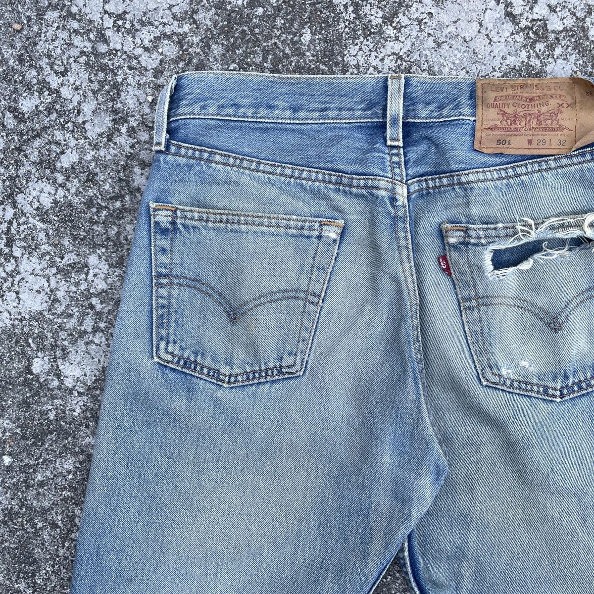 Levi's Vintage 90s Levis 501 Distressed Denim Jeans Size US 30 / EU 46 - 10 Thumbnail