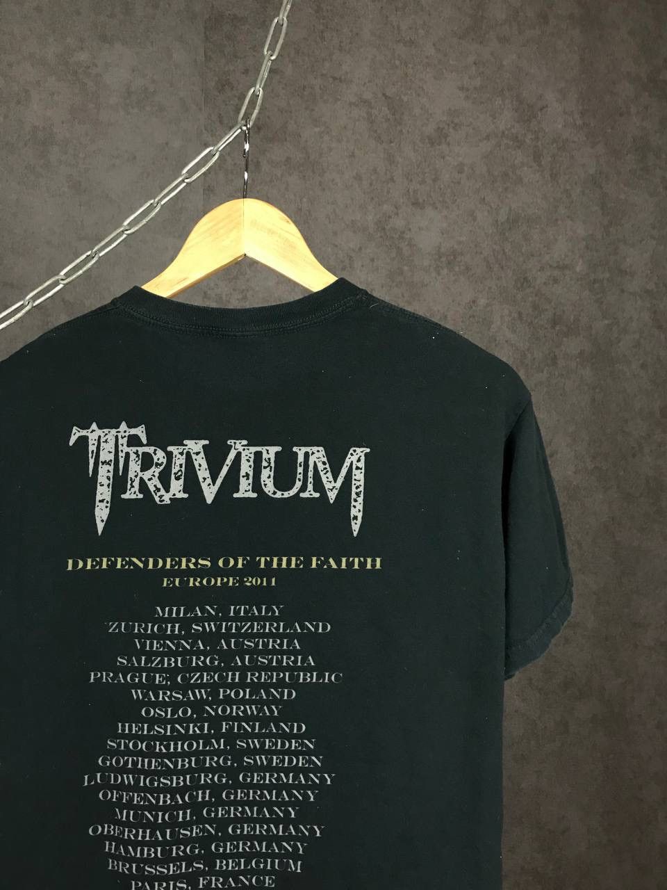 Band Tees Trivium 2011 vintage rock band tour tee Size US M / EU 48-50 / 2 - 5 Thumbnail