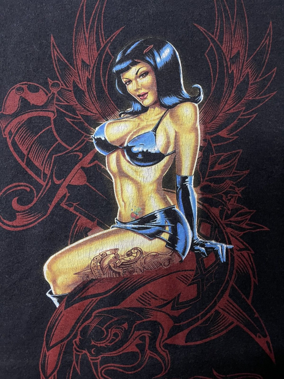Vintage Vintage Y2K Hart Huntington Girl By Tattoo Company Tee Size US XXL / EU 58 / 5 - 3 Thumbnail